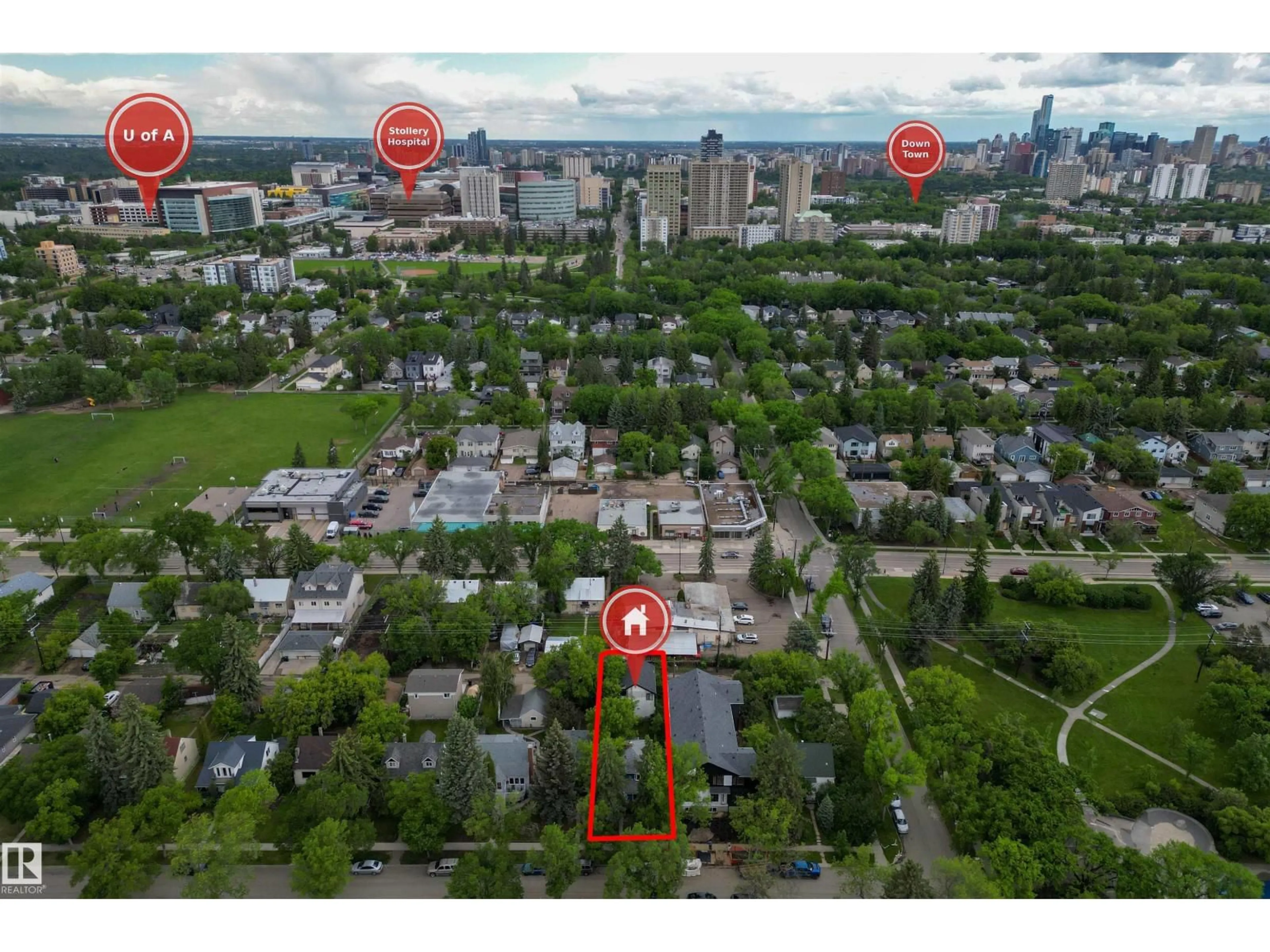 A pic from outside/outdoor area/front of a property/back of a property/a pic from drone, city buildings view from balcony for NW - 11212 75 AV, Edmonton Alberta T6G0H3