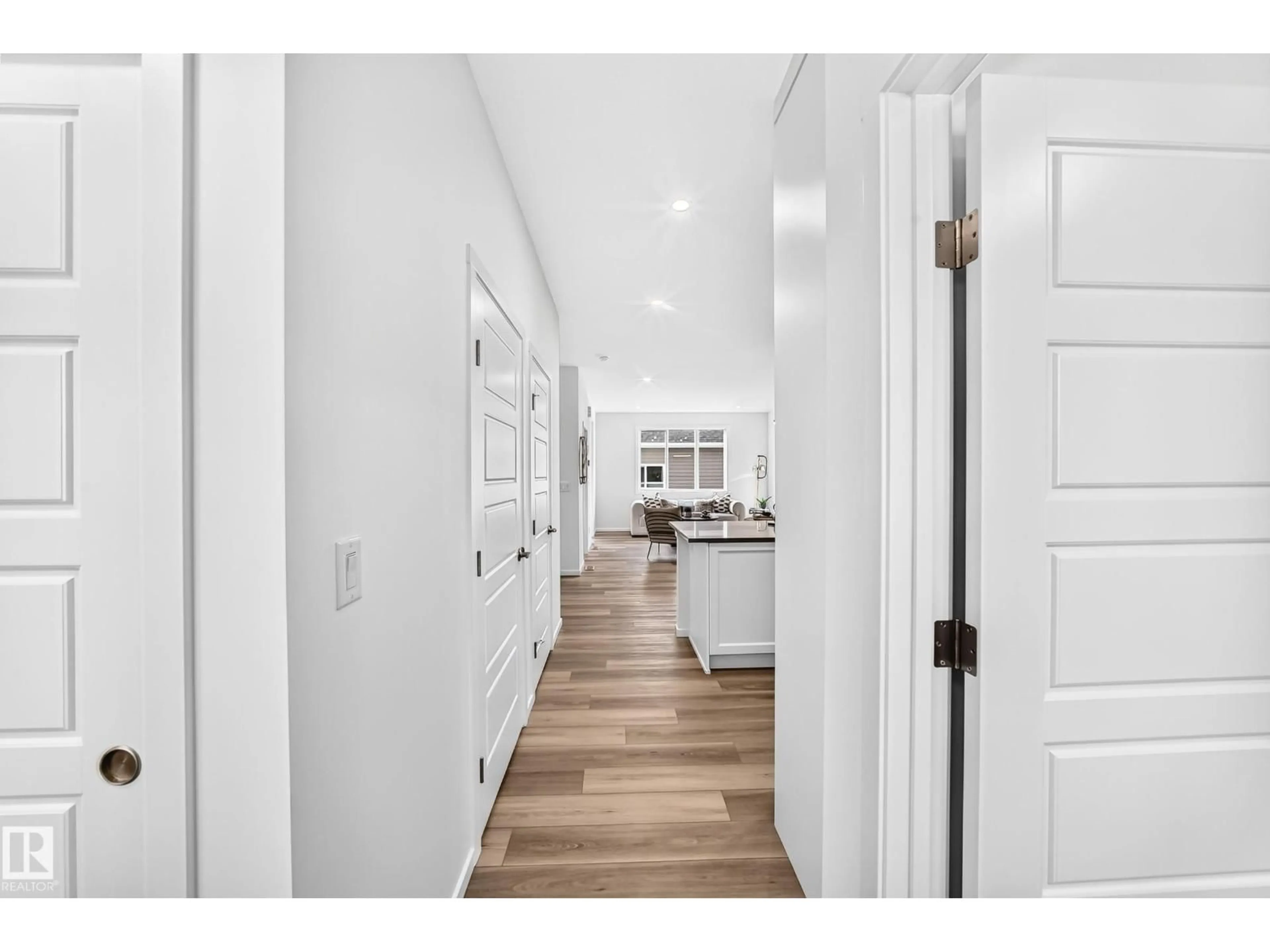 Indoor entryway for 1241 STONESIDE RD, Sherwood Park Alberta T8H3B4