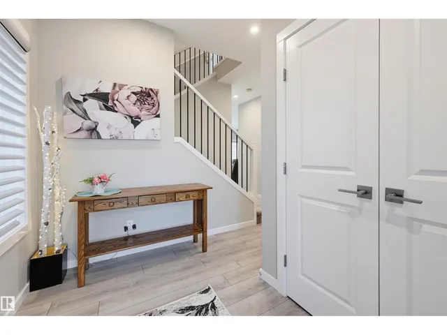 724 KINGLET BV, Edmonton 4