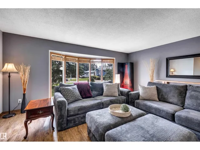 361 LEE RIDGE RD, Edmonton 5