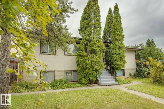 NW - 12721/12723 91 ST, Edmonton 4