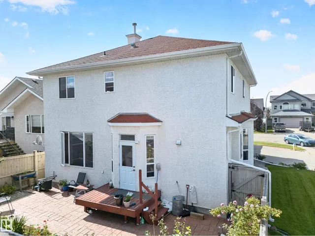 NW - 16423 61 ST, Edmonton 5
