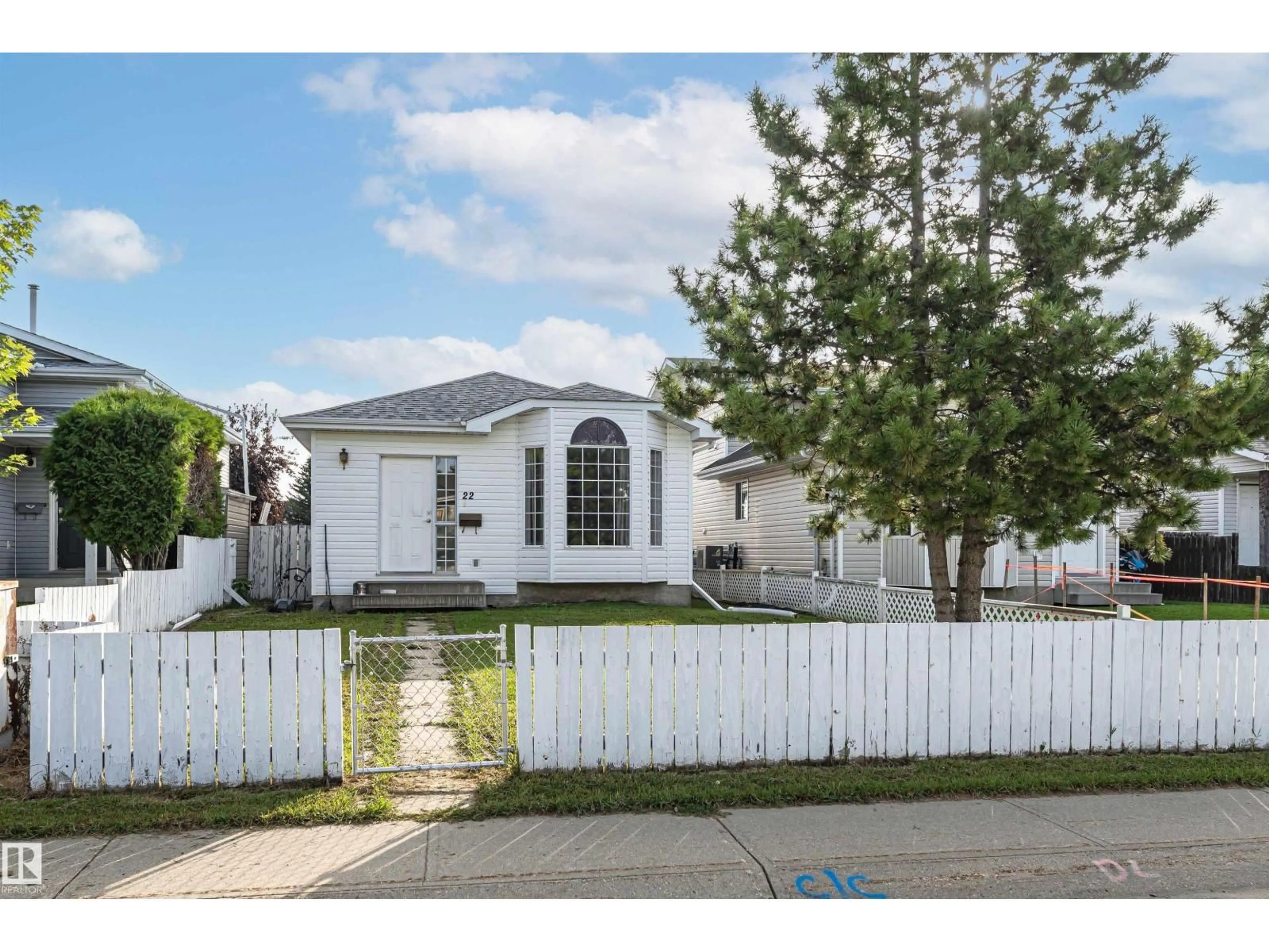 Home with vinyl exterior material, street for 22 GOLD EYE DR, Devon Alberta T9G1V9
