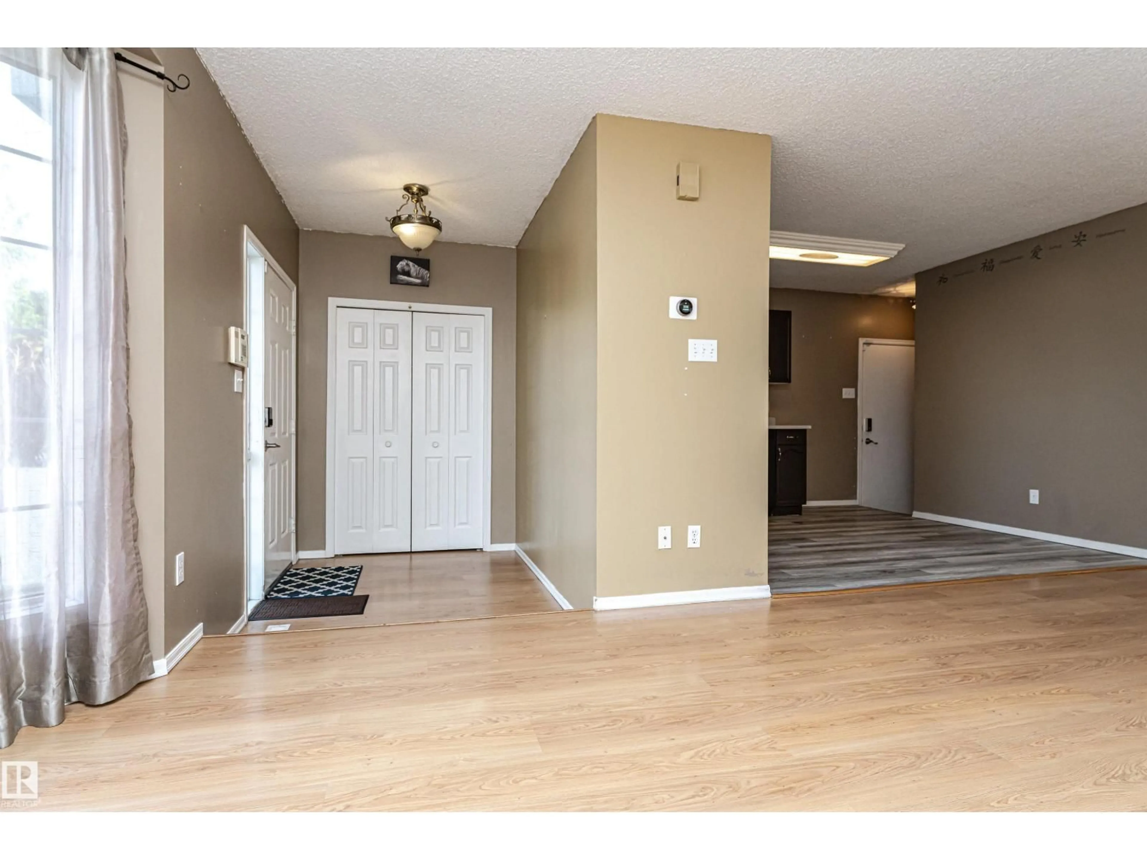 Indoor entryway for 22 GOLD EYE DR, Devon Alberta T9G1V9