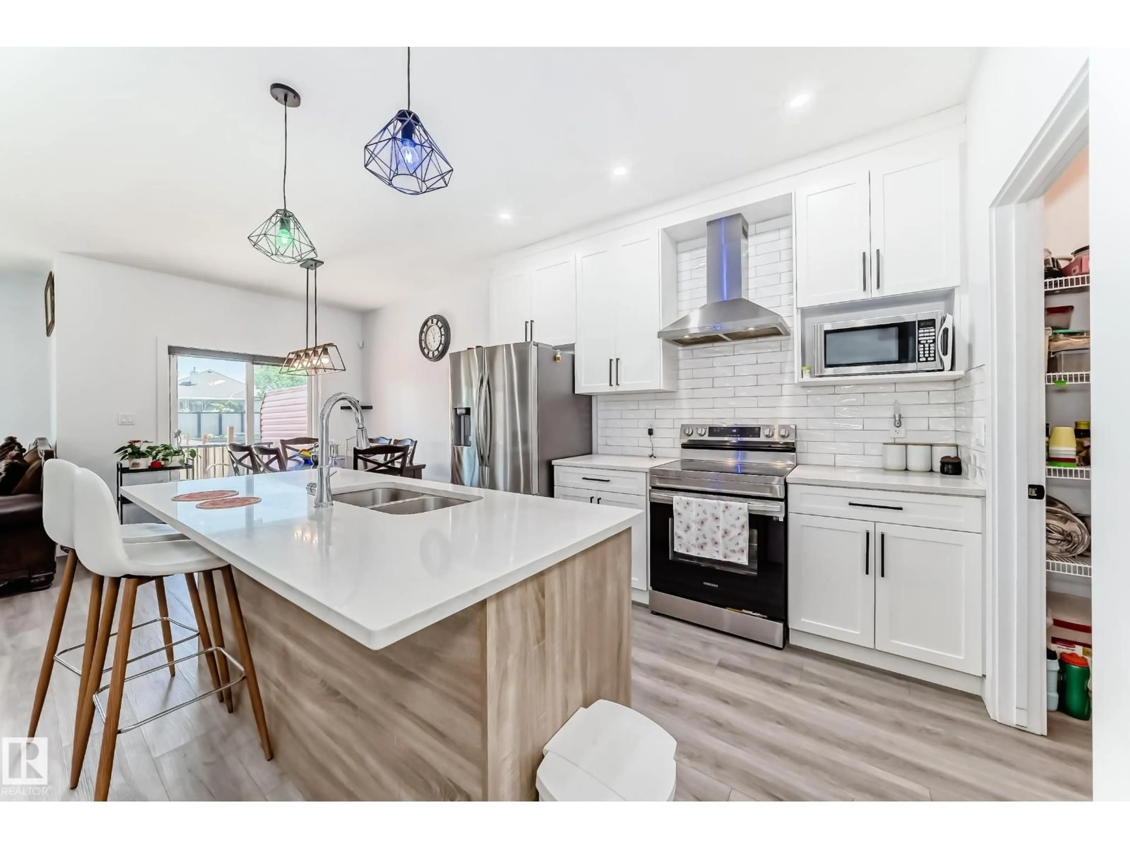 Open concept kitchen, unknown for 563 KLEINS CR, Leduc Alberta T9E1J4