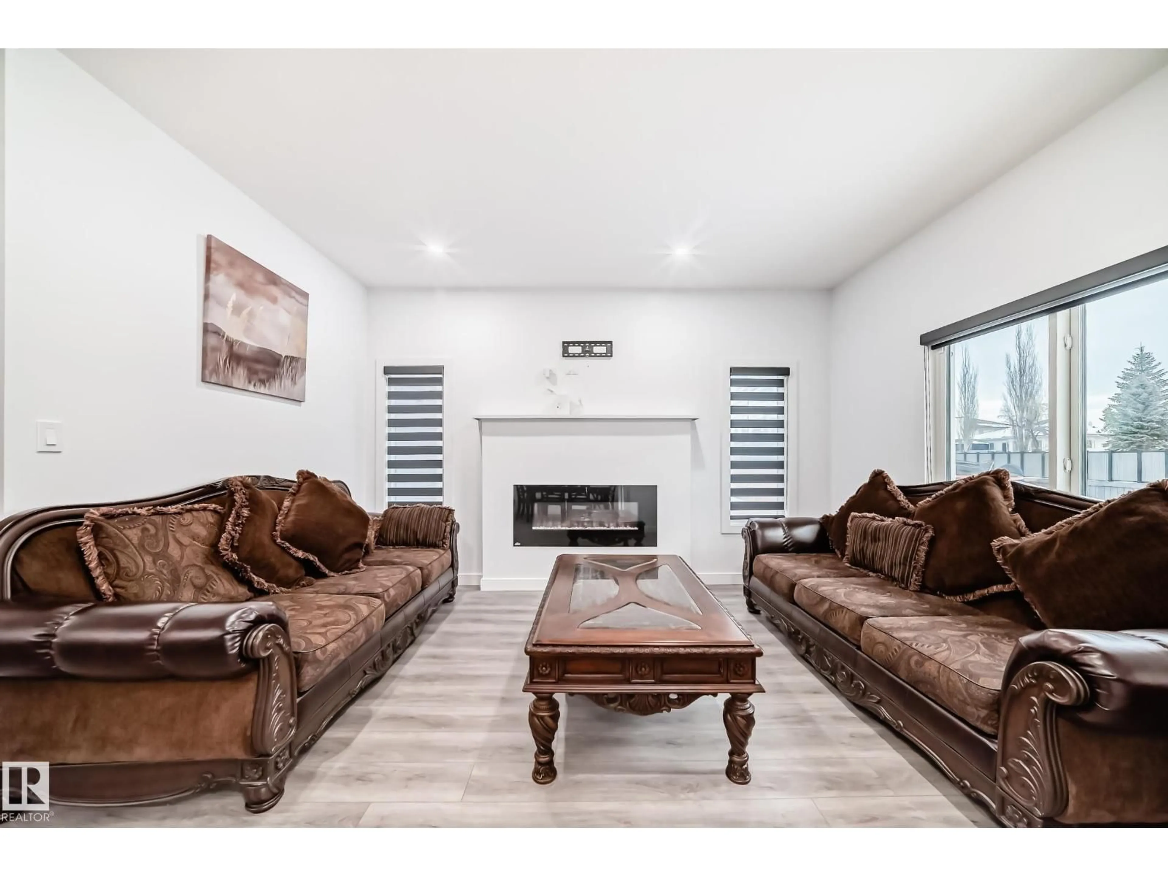 Living room with furniture, unknown for 563 KLEINS CR, Leduc Alberta T9E1J4