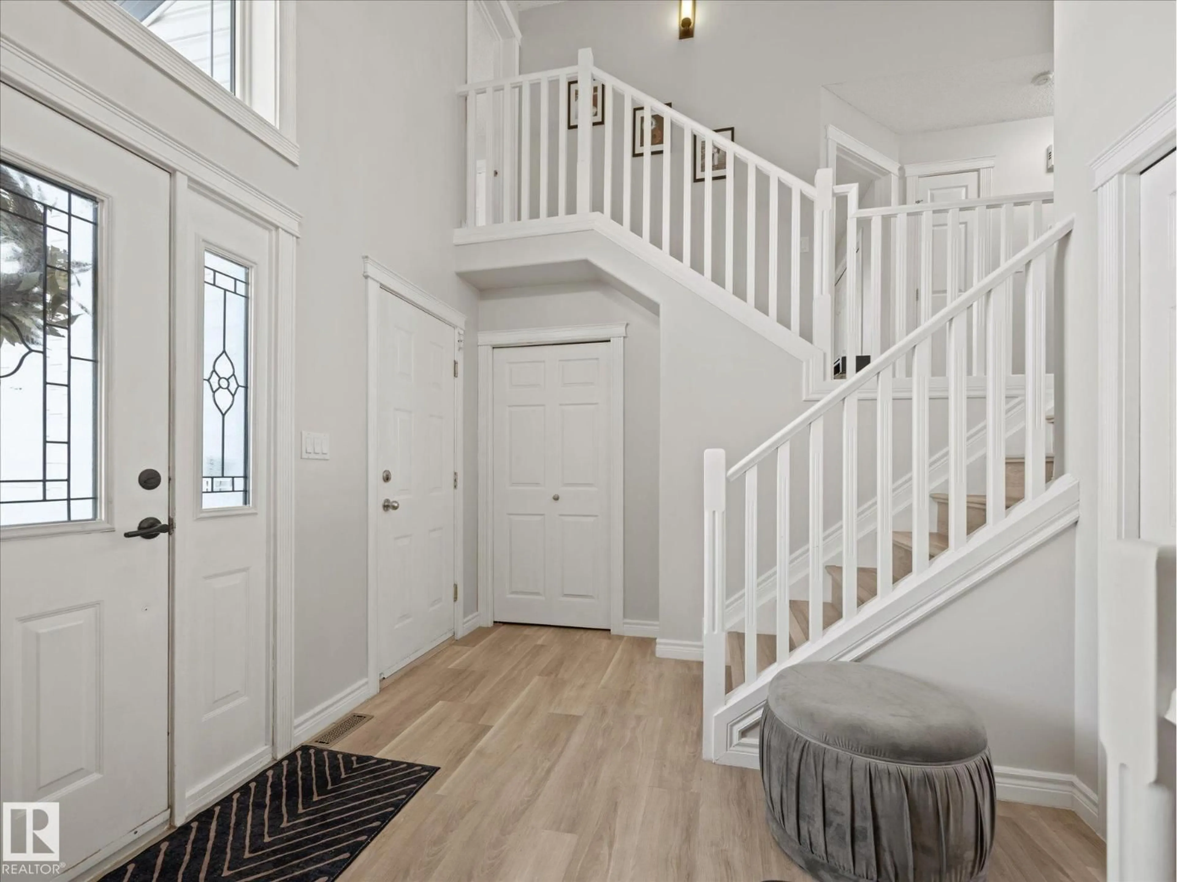 Indoor entryway for 5213 162A AV, Edmonton Alberta T5Y3C8