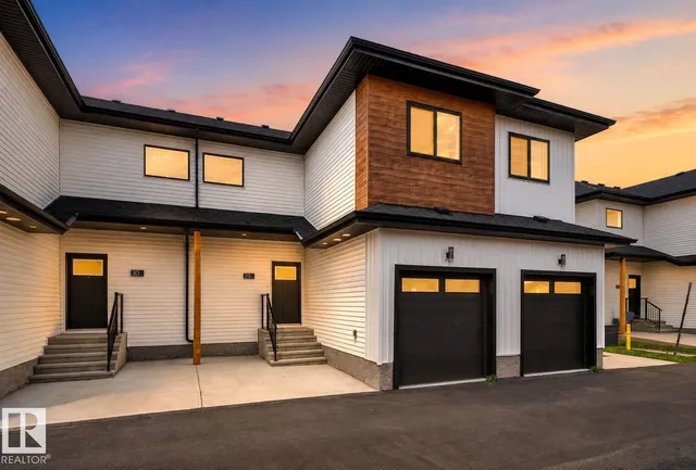 130 - 29 HAWKS RIDGE BV, Edmonton