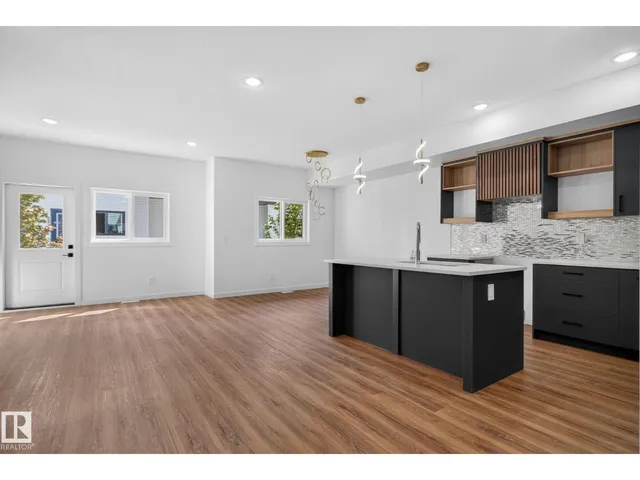 130 - 38 HAWKS RIDGE BV, Edmonton 4