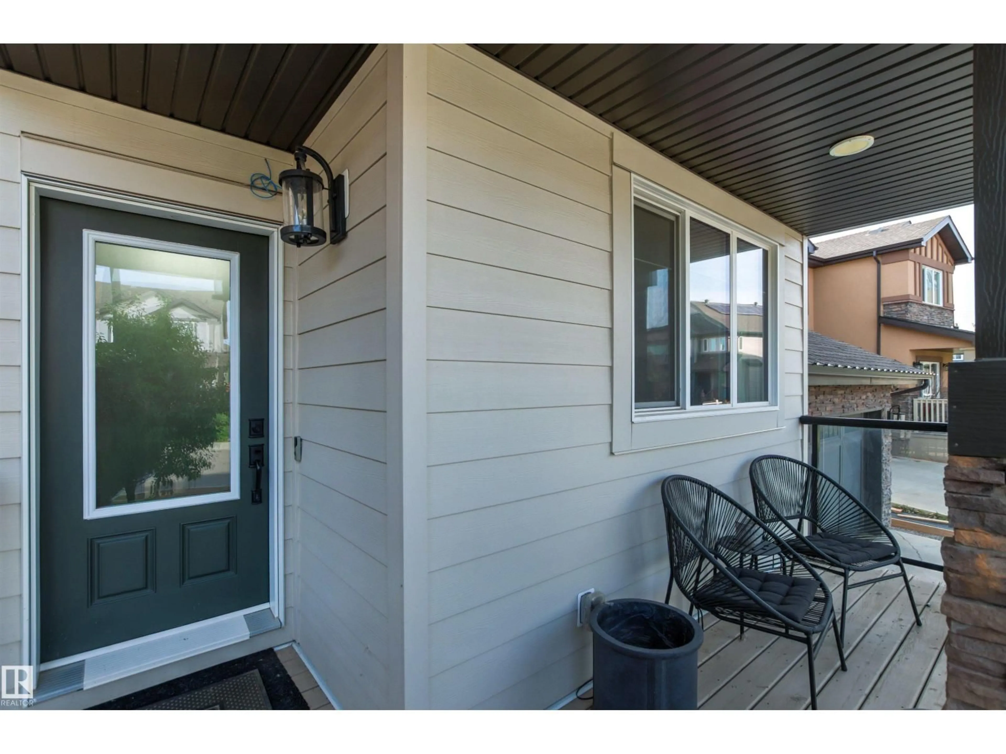 Unknown for SW - 915 177 ST, Edmonton Alberta T6W2X2