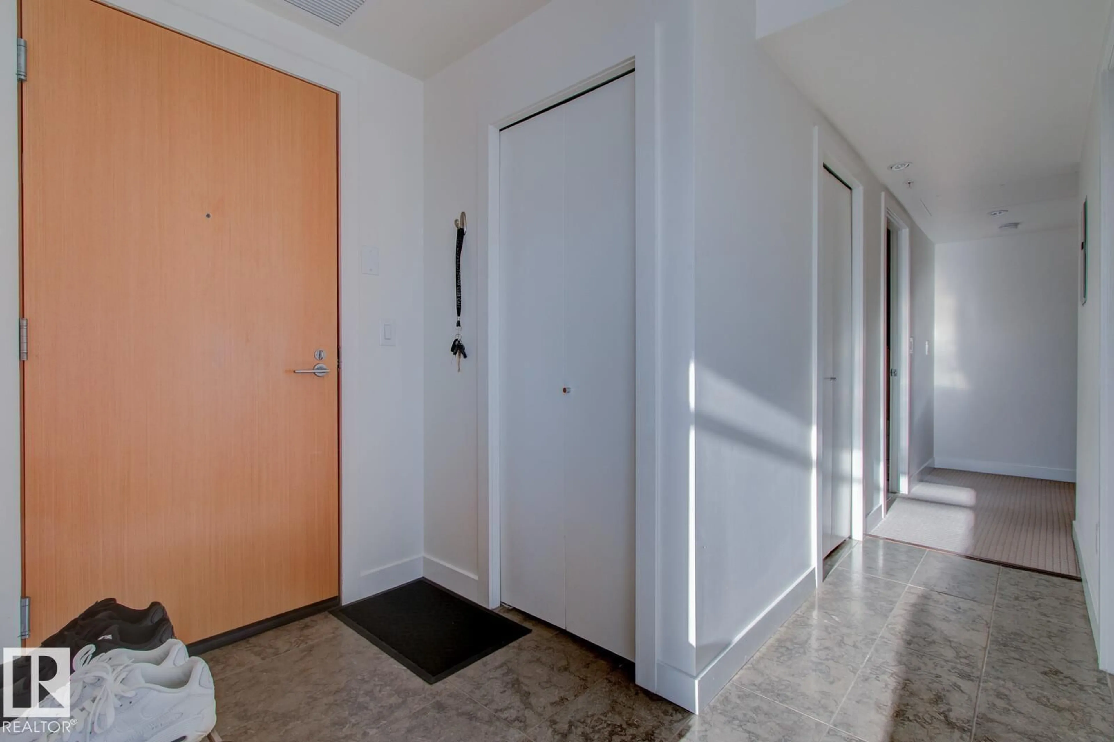 Indoor entryway for #213 - 2510 109 ST NW, Edmonton Alberta T6J2X1