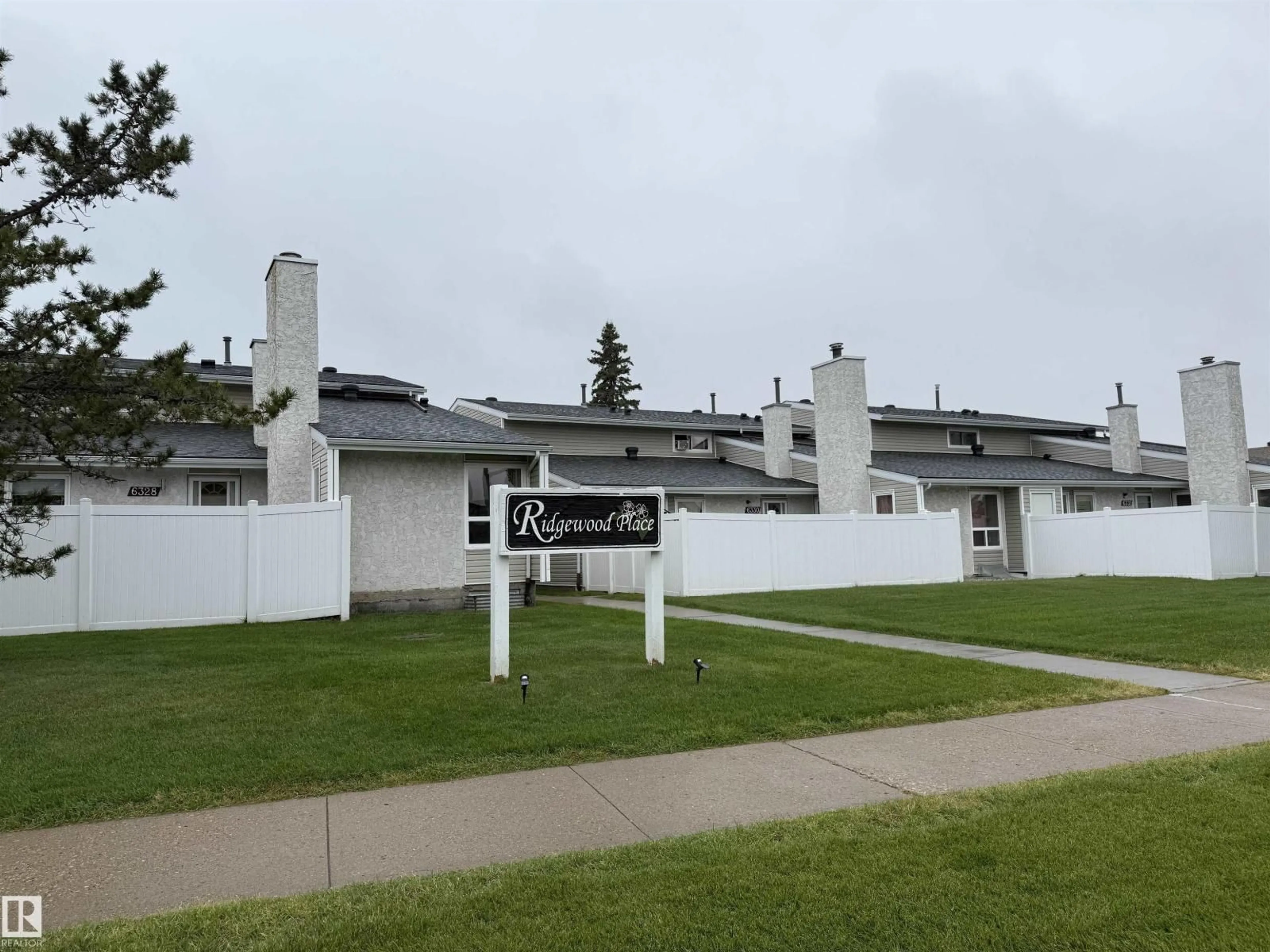 Unknown for 6340 184 ST, Edmonton Alberta T5T2N8
