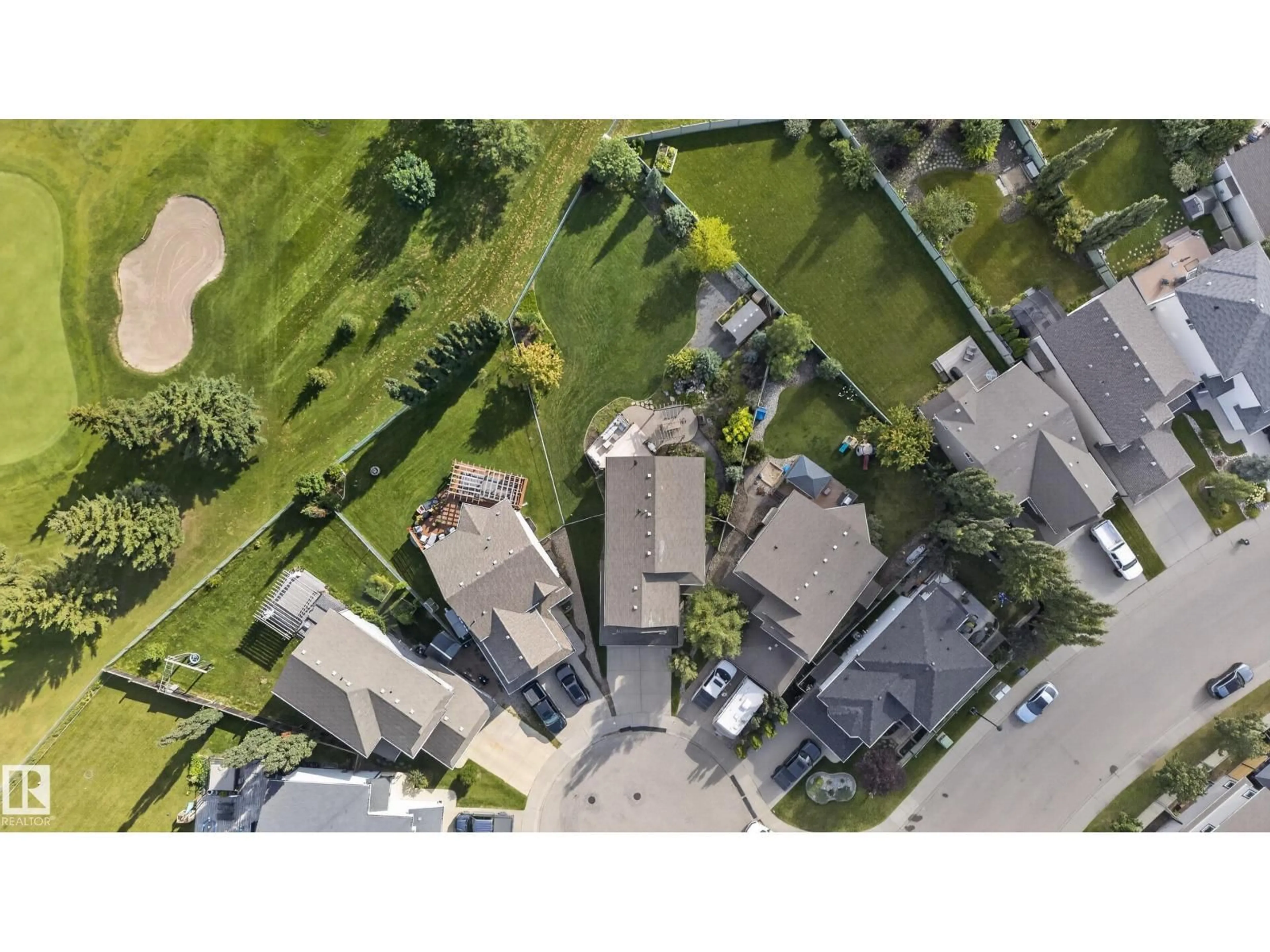 A pic from outside/outdoor area/front of a property/back of a property/a pic from drone, street for 20853 92A AV, Edmonton Alberta T5T3Z1
