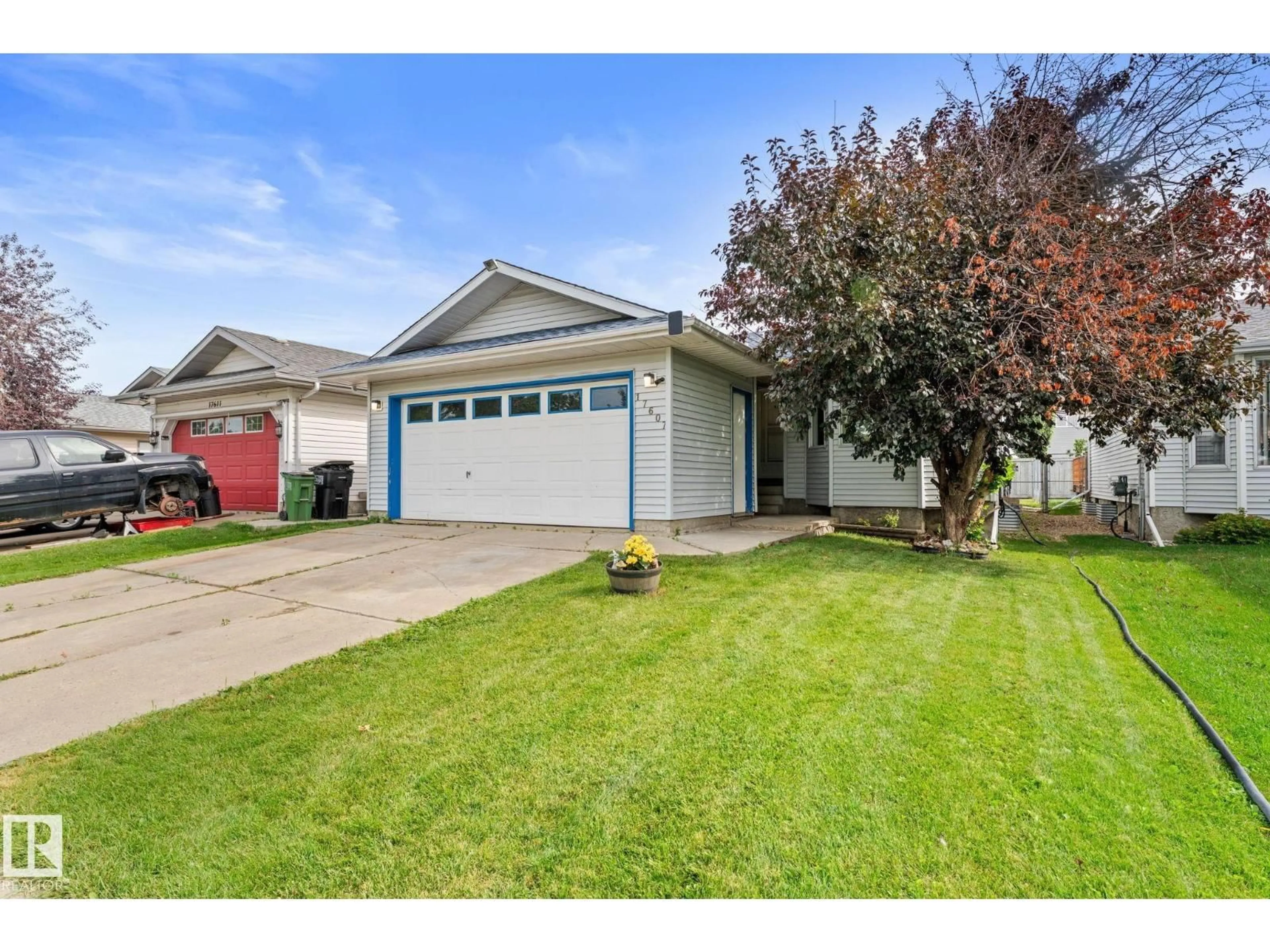 Unknown for 17607 91 ST, Edmonton Alberta T5Z2M1