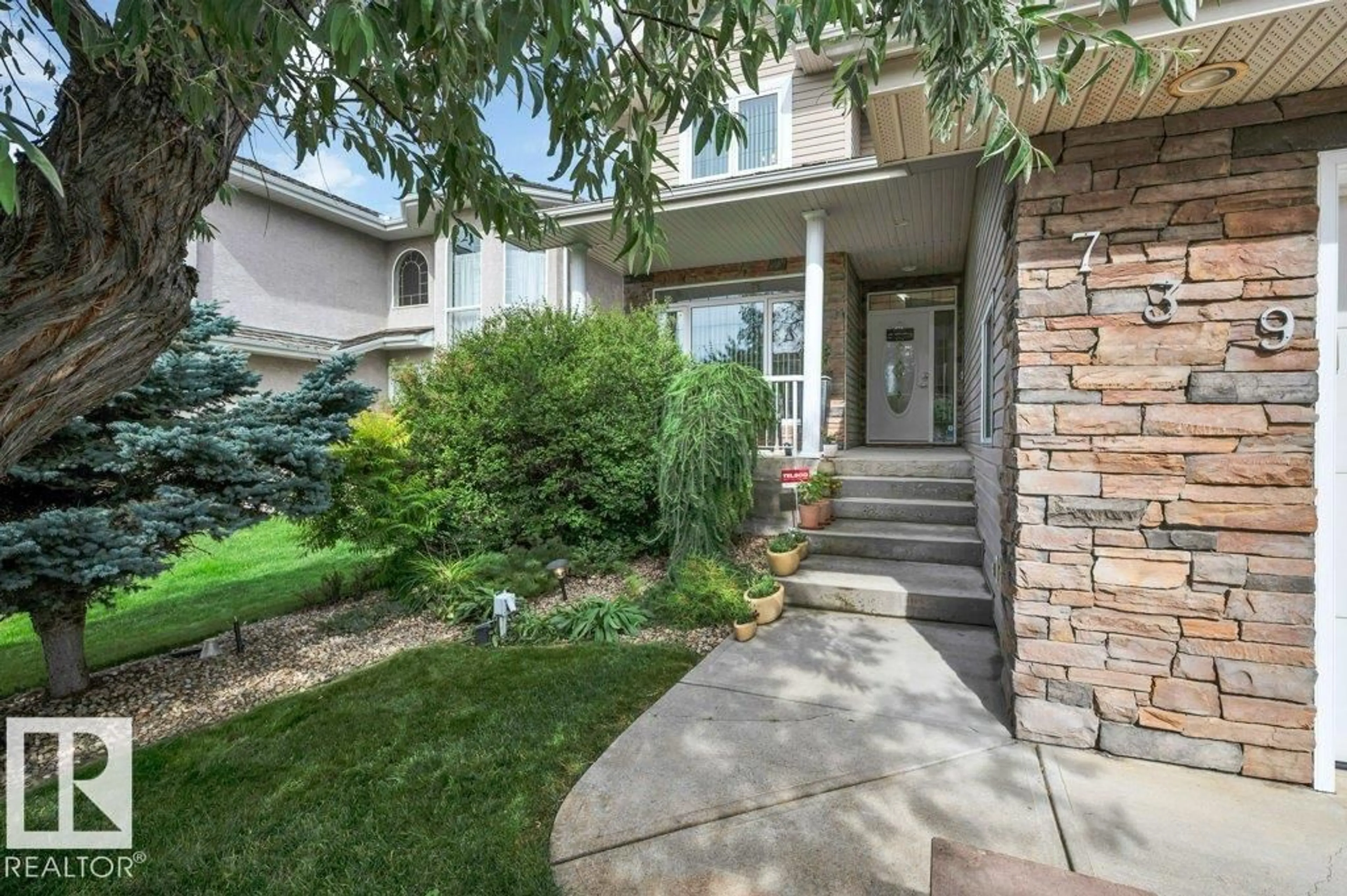 Unknown for 739 HALIBURTON CR, Edmonton Alberta T6R2Z7