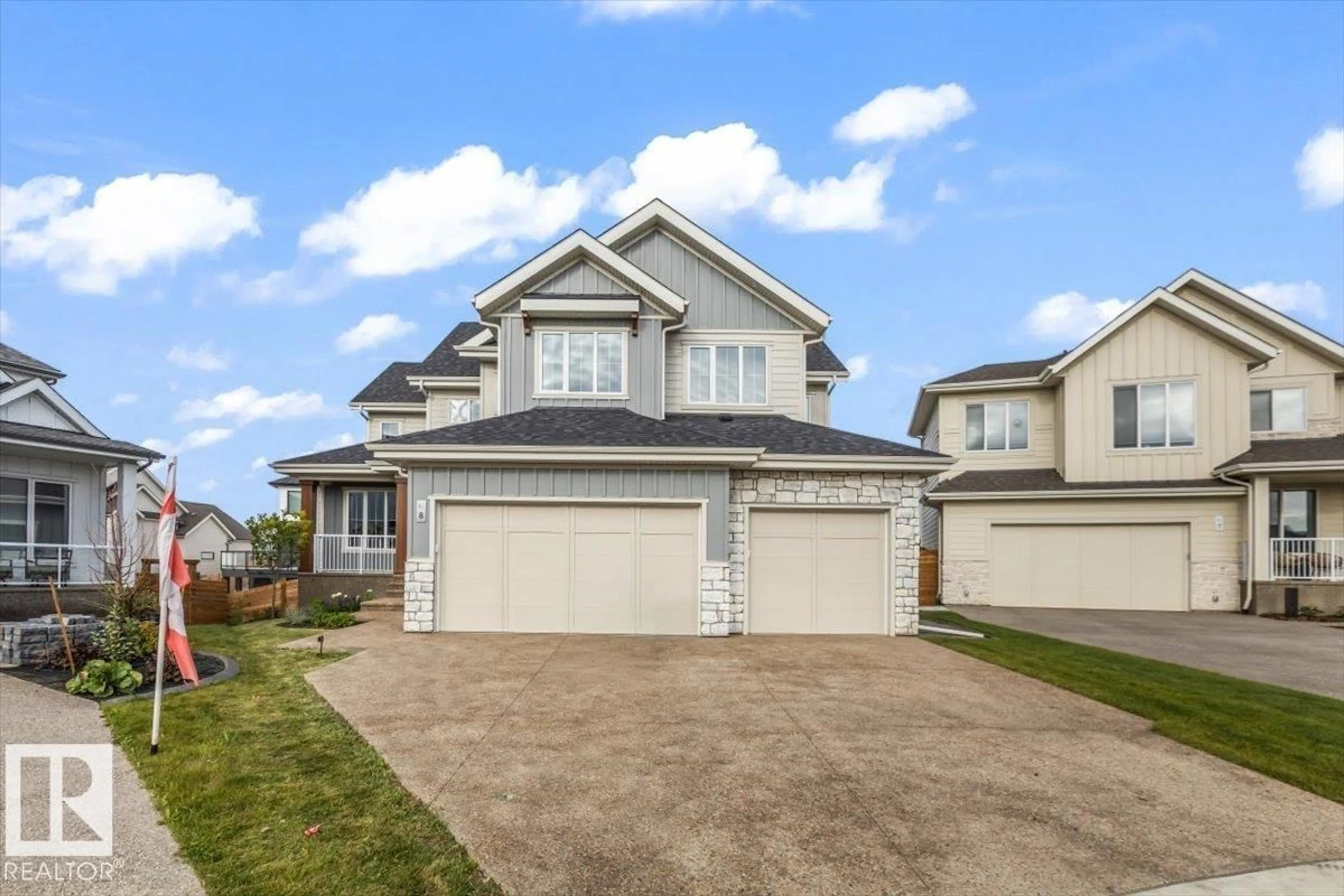 Home with vinyl exterior material, street for 8 JARDIN PL, St. Albert Alberta T8N8A2