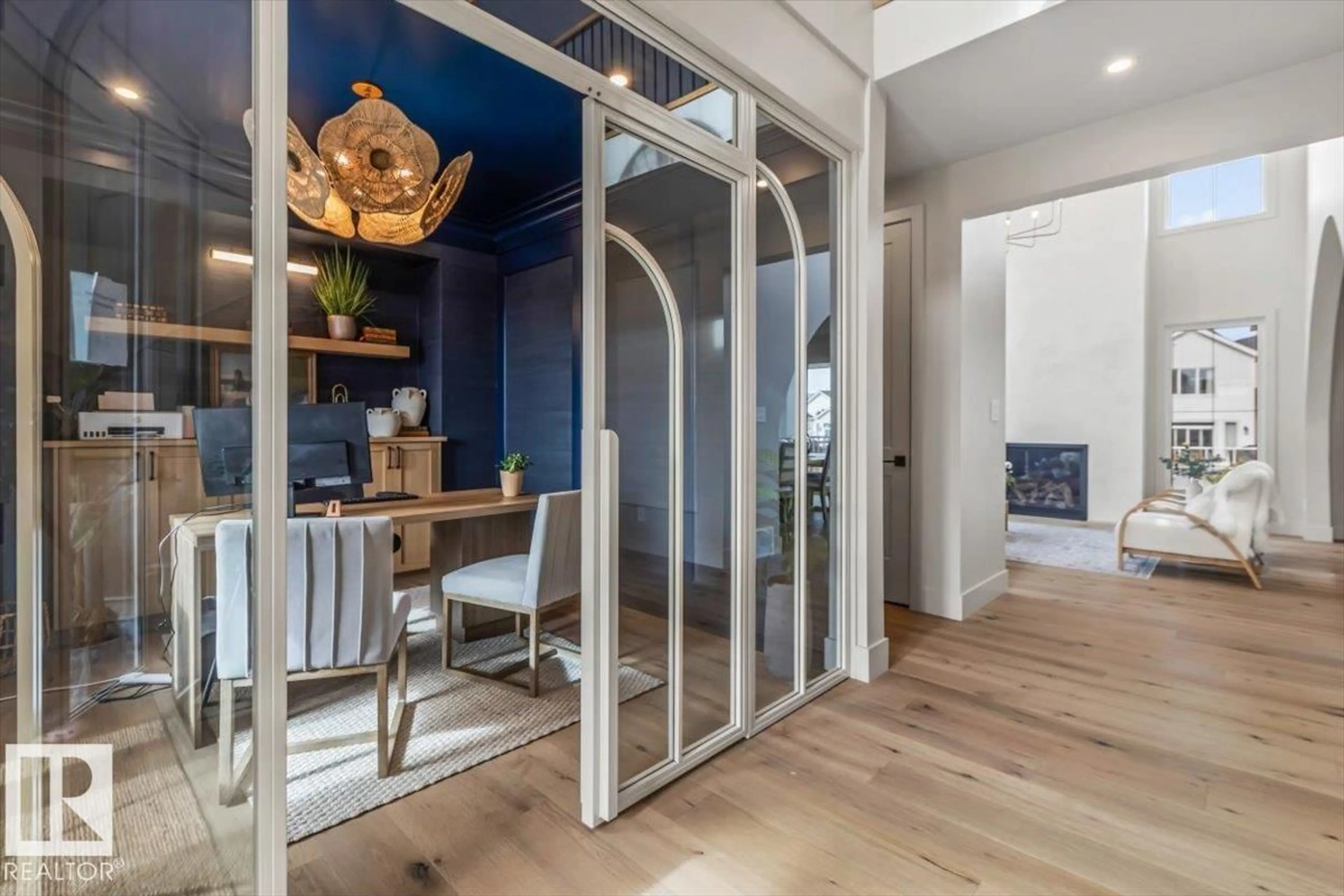 Indoor entryway for 8 JARDIN PL, St. Albert Alberta T8N8A2