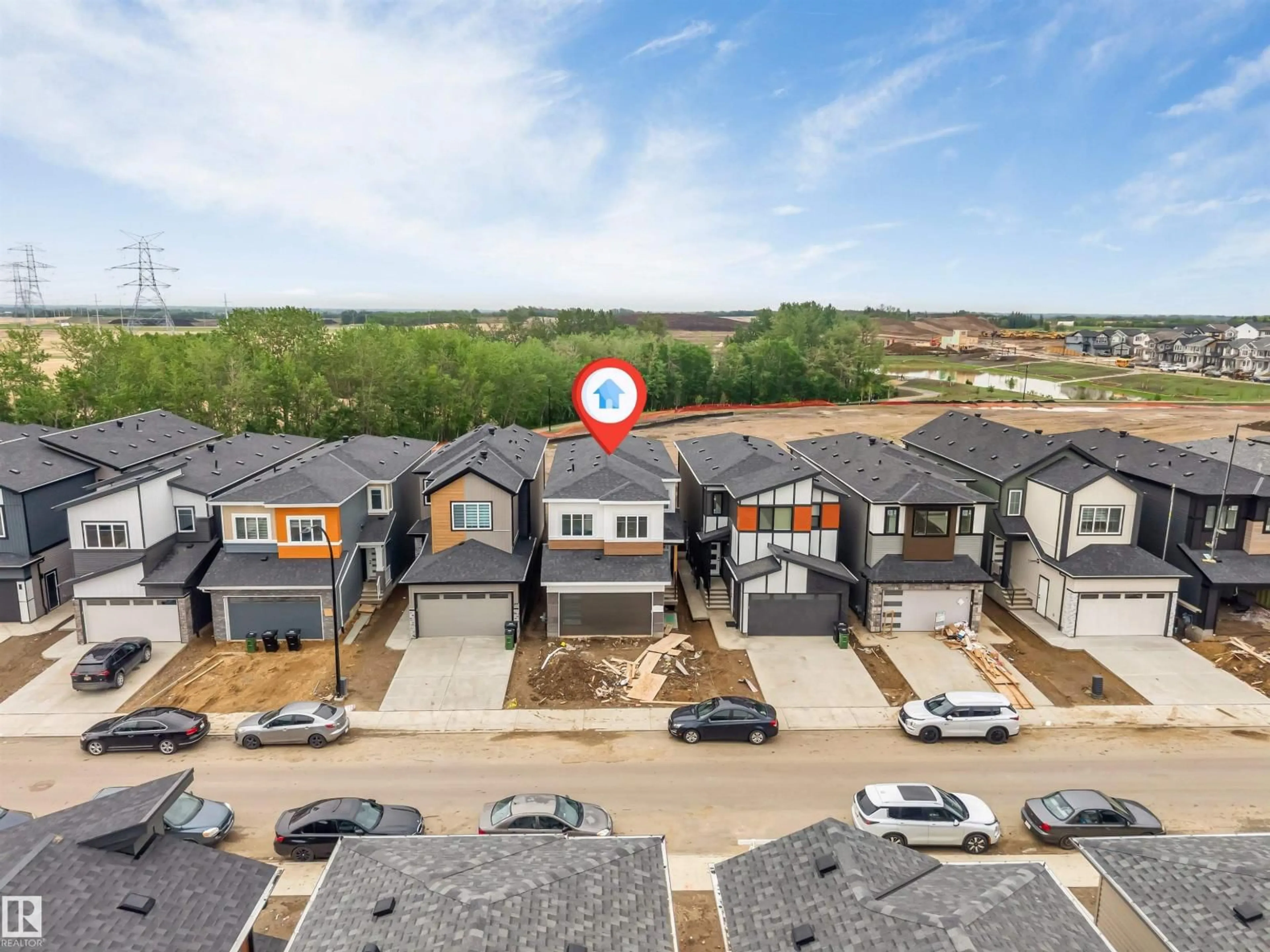 A pic from outside/outdoor area/front of a property/back of a property/a pic from drone, street for SW - 131 24 ST, Edmonton Alberta T6X3K4