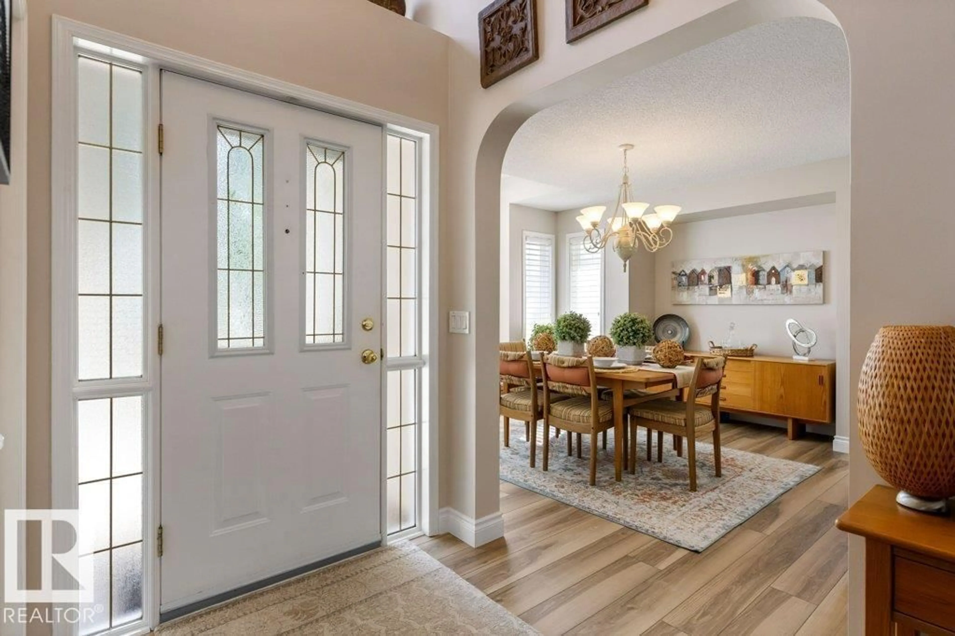 Indoor entryway for 27 DOUZIECH CL, St. Albert Alberta T8N6G9