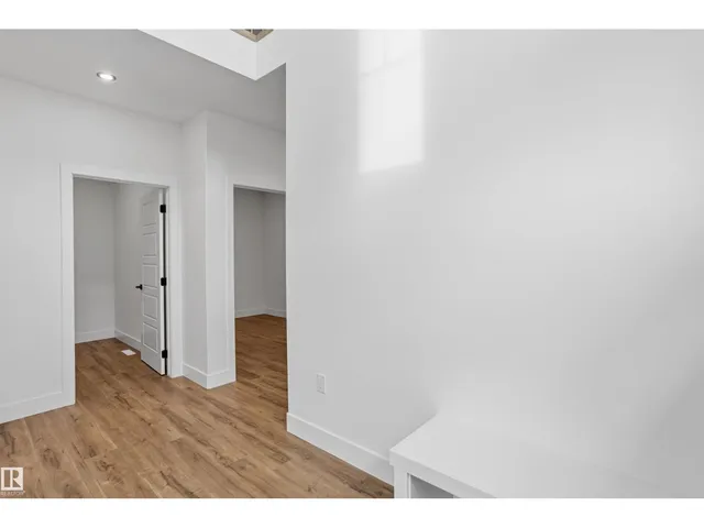 NW - 8505 223A ST, Edmonton 4