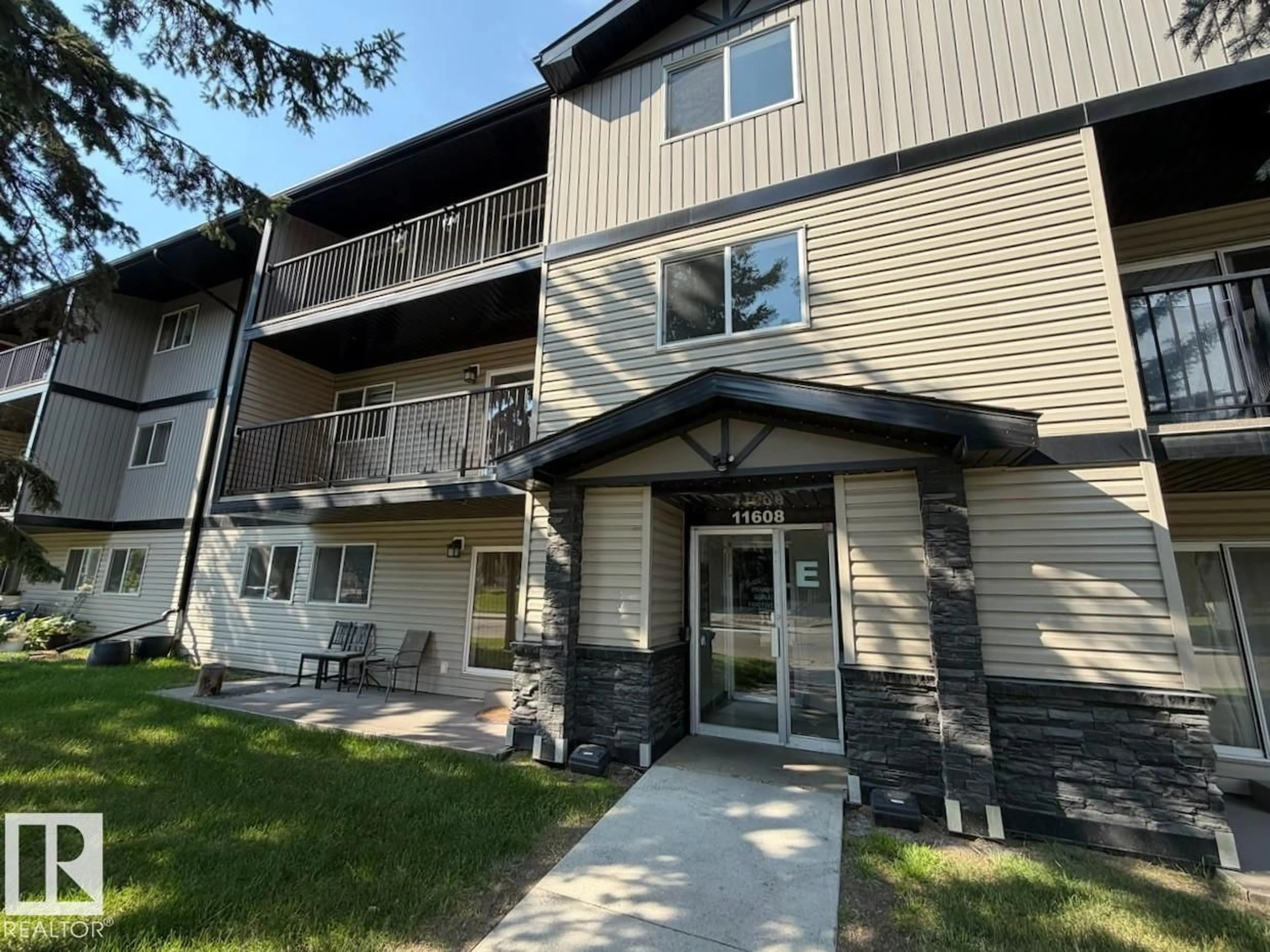 Unknown for 2 - 11608 28 AV, Edmonton Alberta T6J4E3