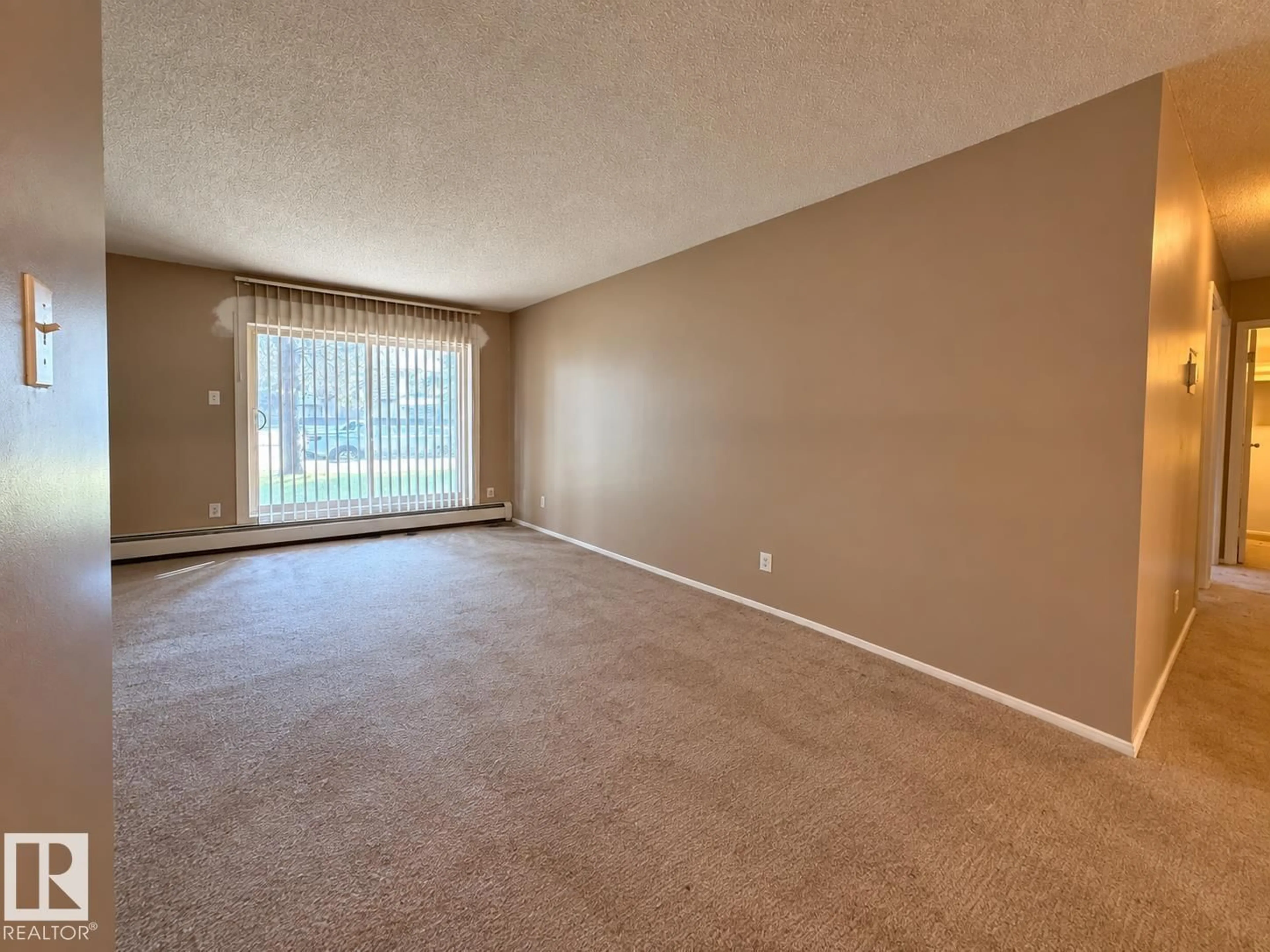 A pic of a room for 2 - 11608 28 AV, Edmonton Alberta T6J4E3