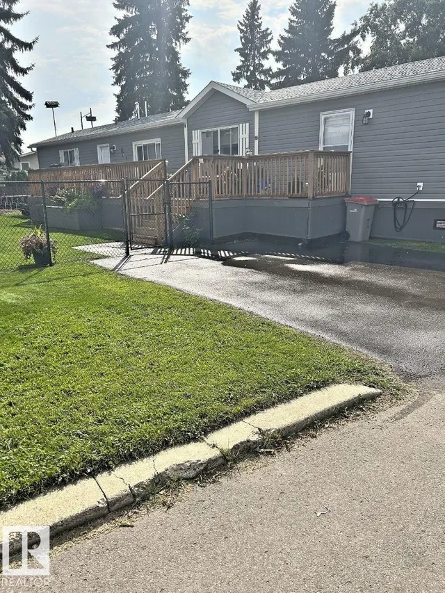 63 WILLOW PARK ES, Leduc 2