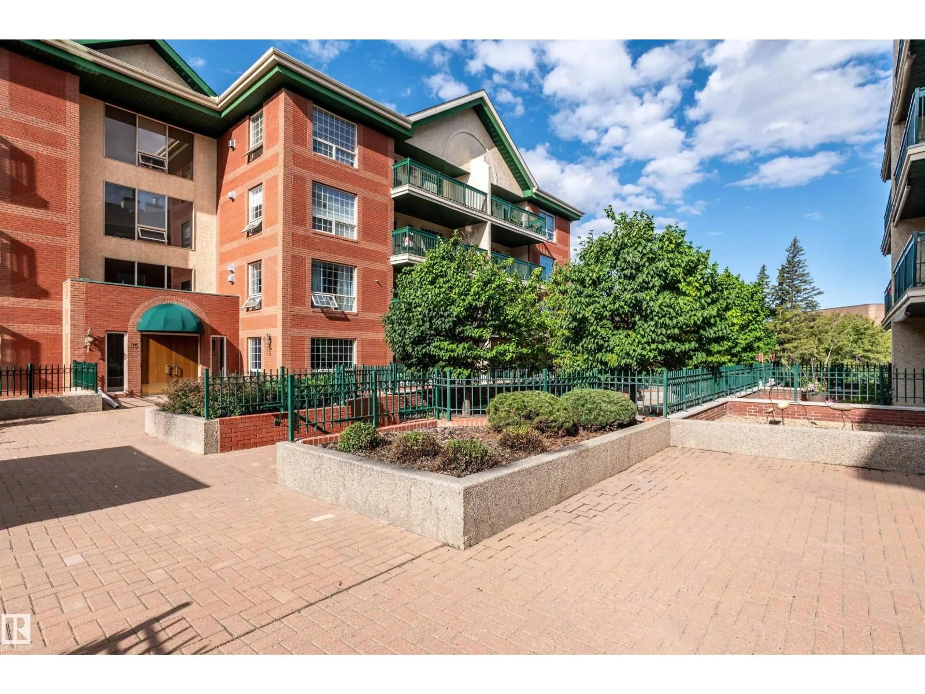 A pic from outside/outdoor area/front of a property/back of a property/a pic from drone, unknown for 106 35 SIR WINSTON CHURCHILL AV, St. Albert Alberta T8N0G3
