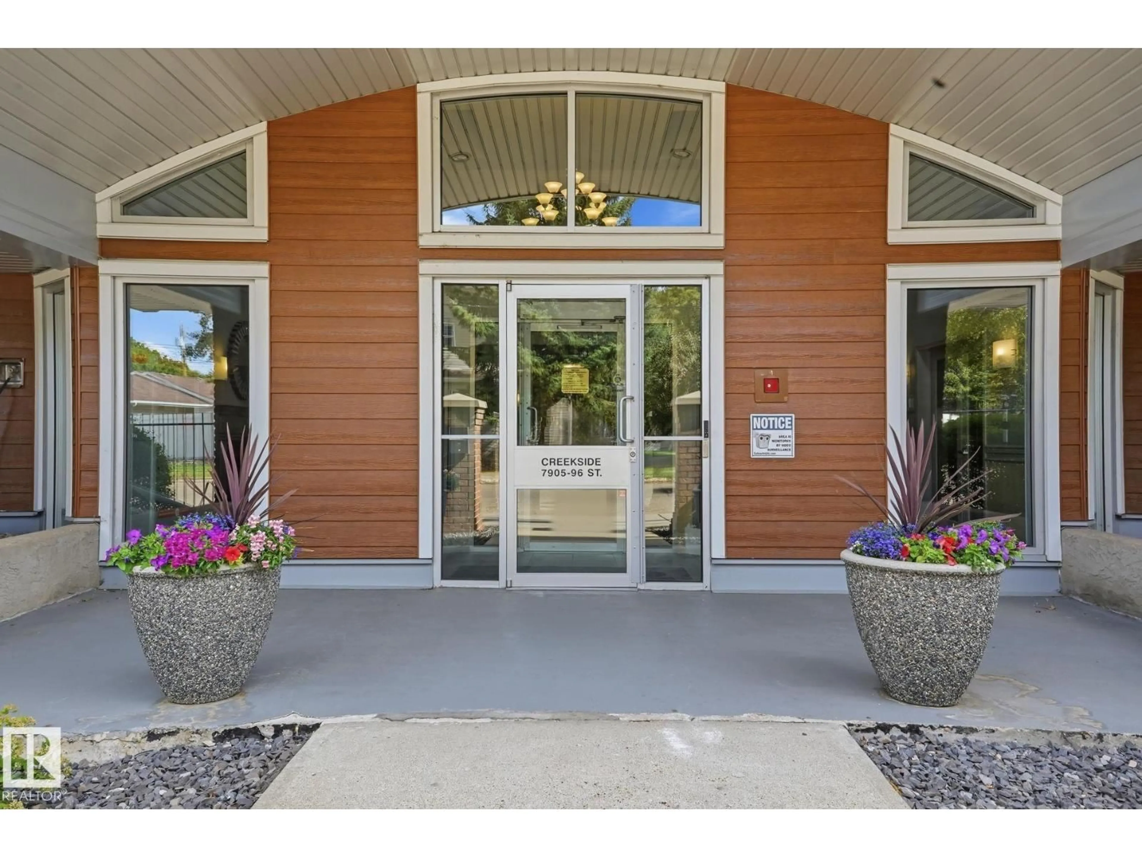 Indoor entryway for #208 - 7905 96 ST, Edmonton Alberta T6C4R3