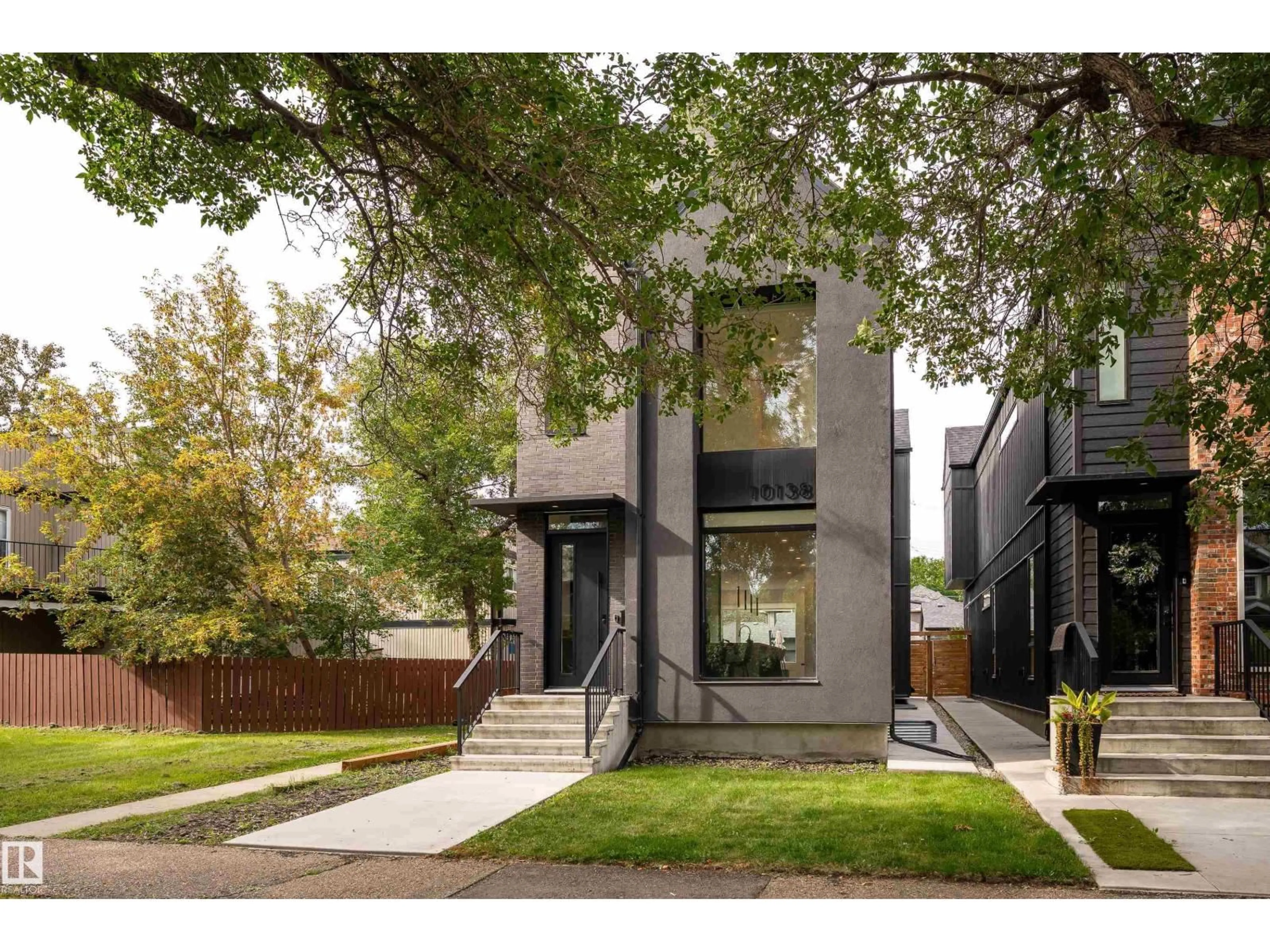 Home with brick exterior material, street for NW NW - 10138 90 ST, Edmonton Alberta T5H1R6