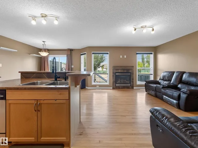 460 CHARLOTTE CR, Sherwood Park 5