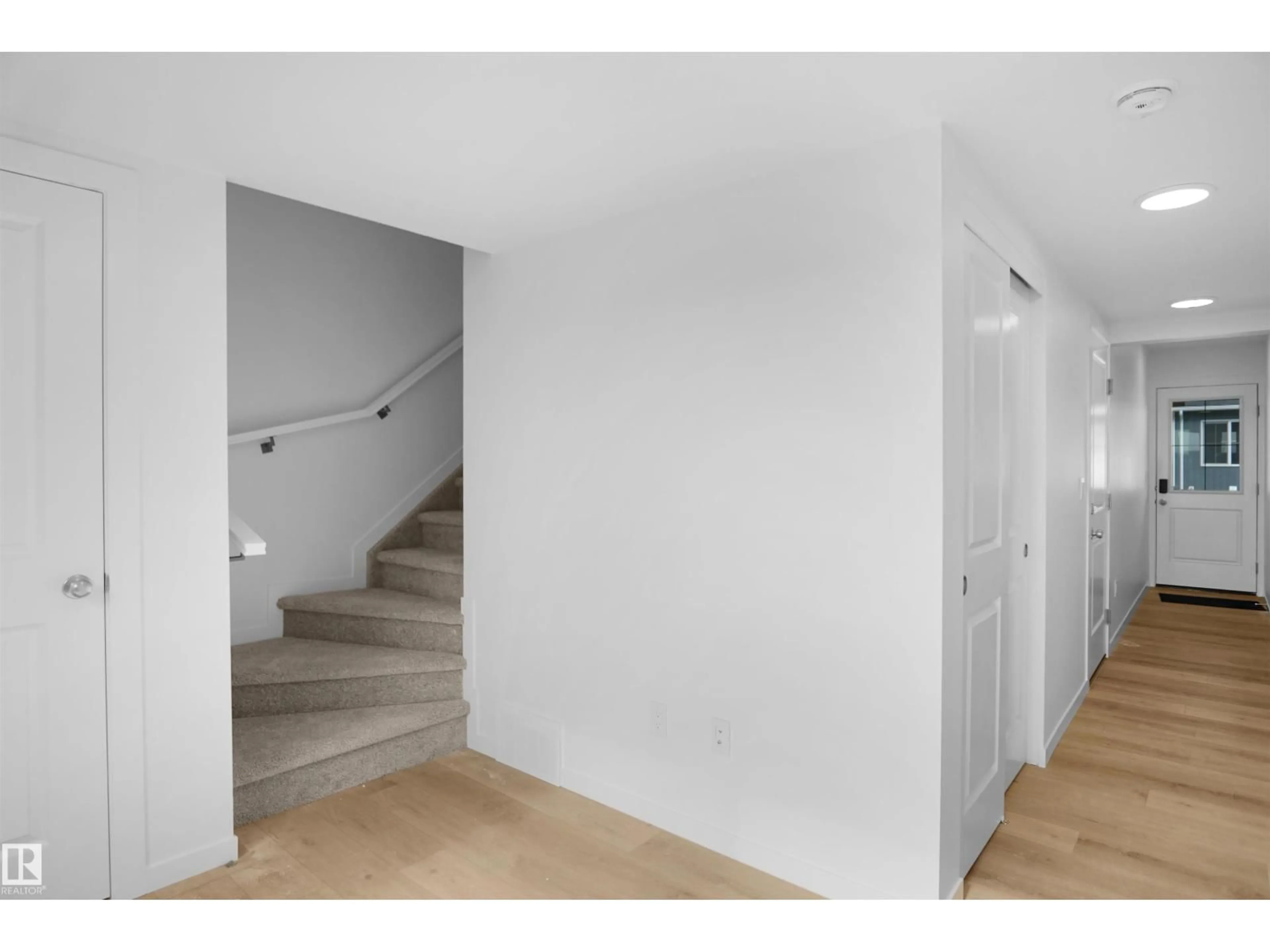 Stairs for #10 - 150 CASHMAN CR, Edmonton Alberta T6W2P6