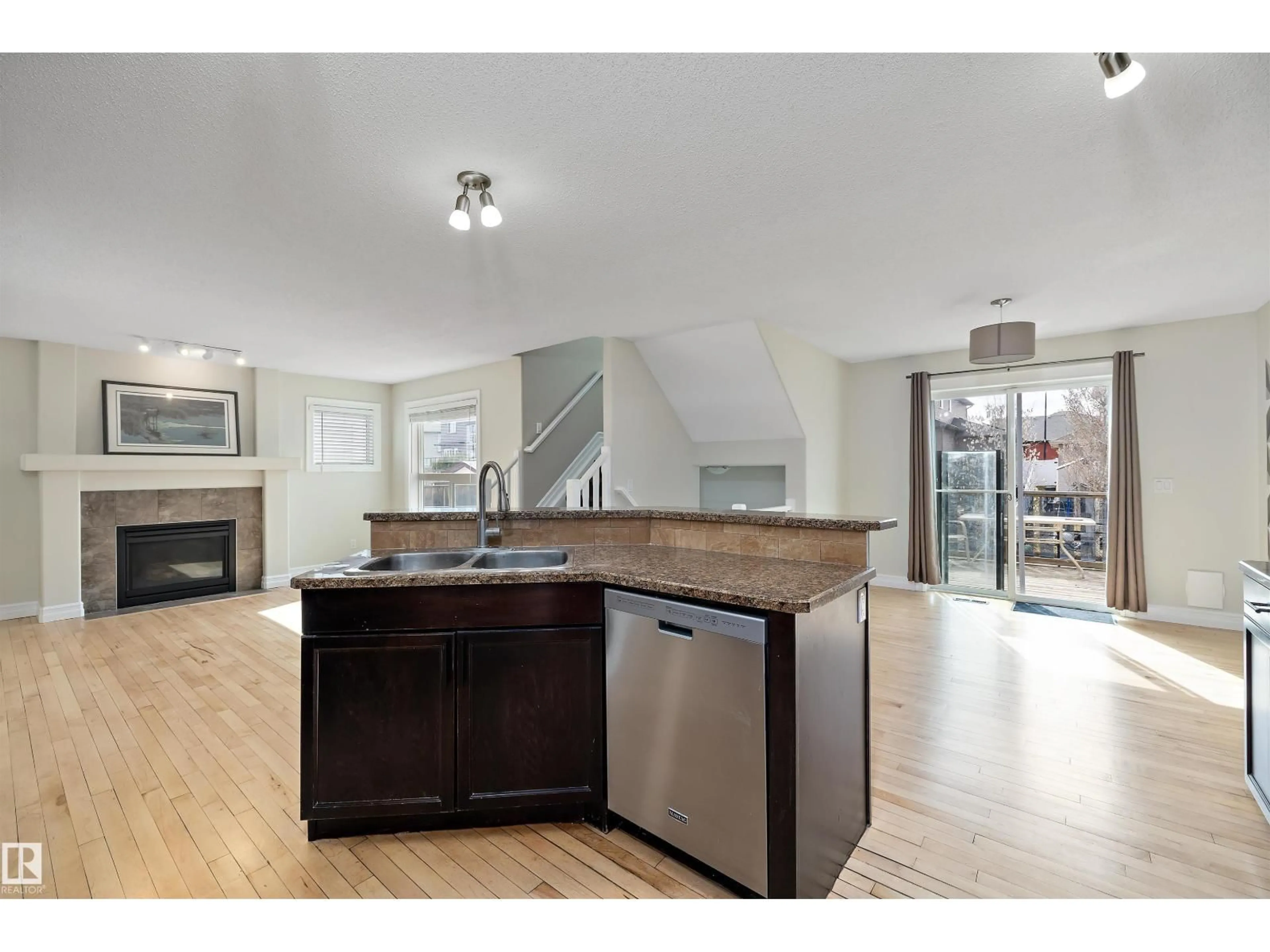 Open concept kitchen, unknown for 178 WOODBEND WY, Fort Saskatchewan Alberta T8L4S4