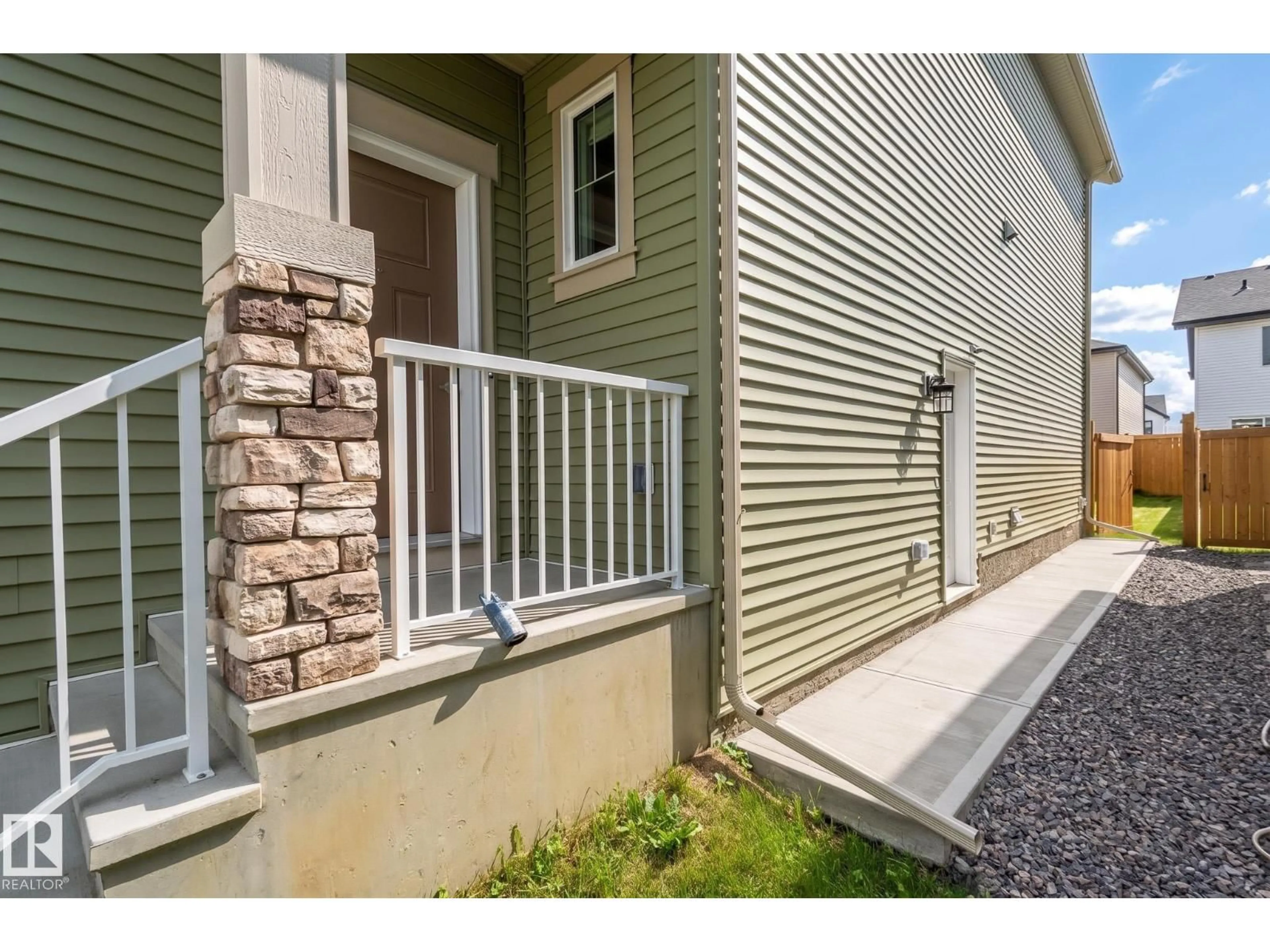 Unknown for 3464 CRAIG LANDING LD, Edmonton Alberta T6W5H2