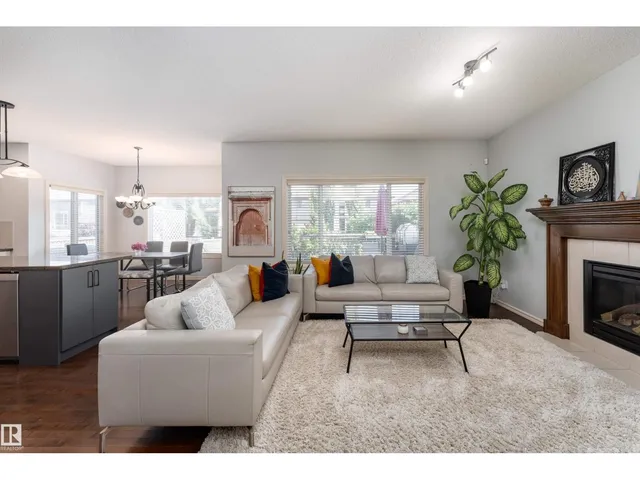 SW - 6736 19 AV, Edmonton 4
