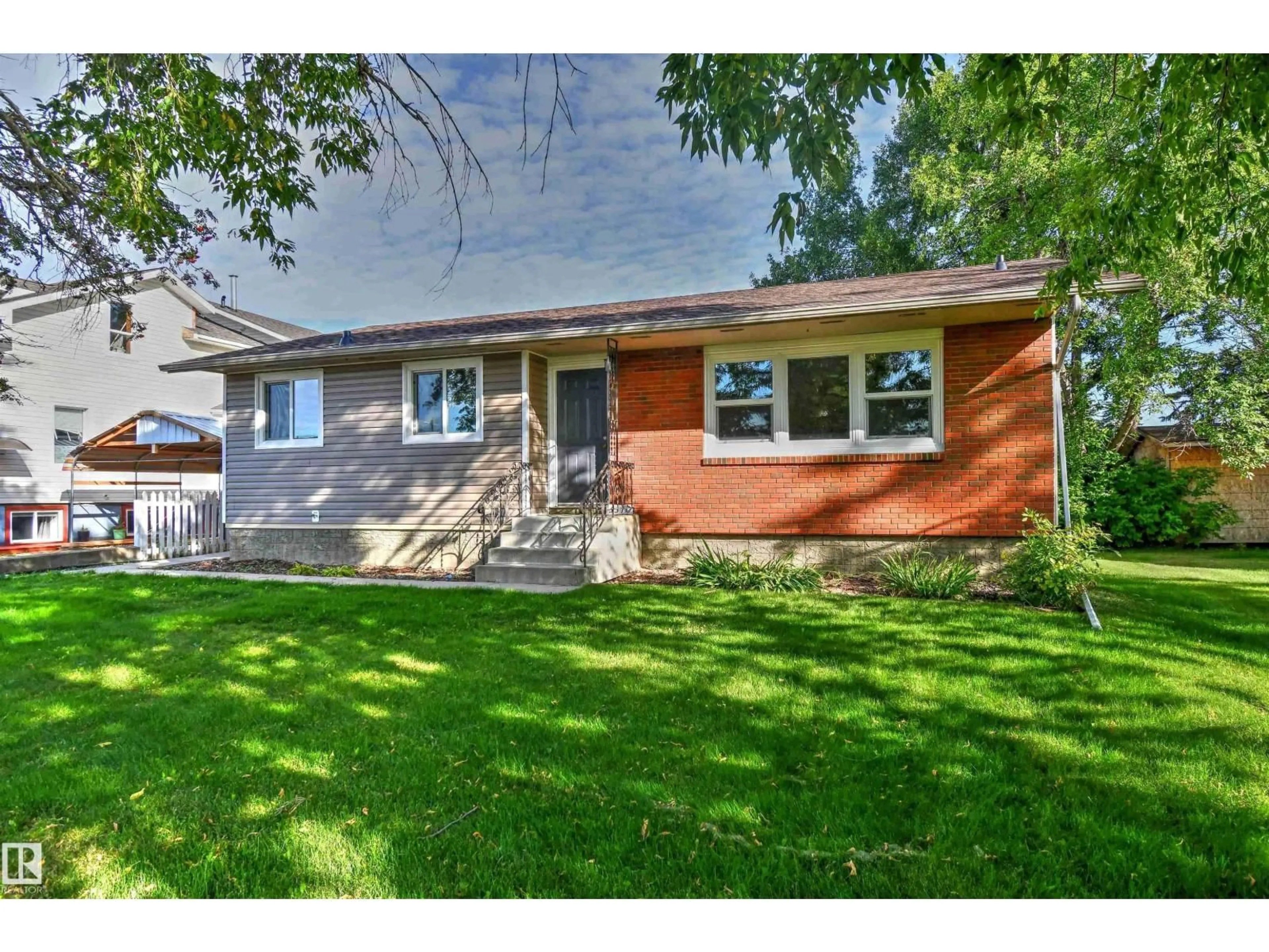 Unknown for 5310 51 AV, St. Paul Town Alberta T0A3A1