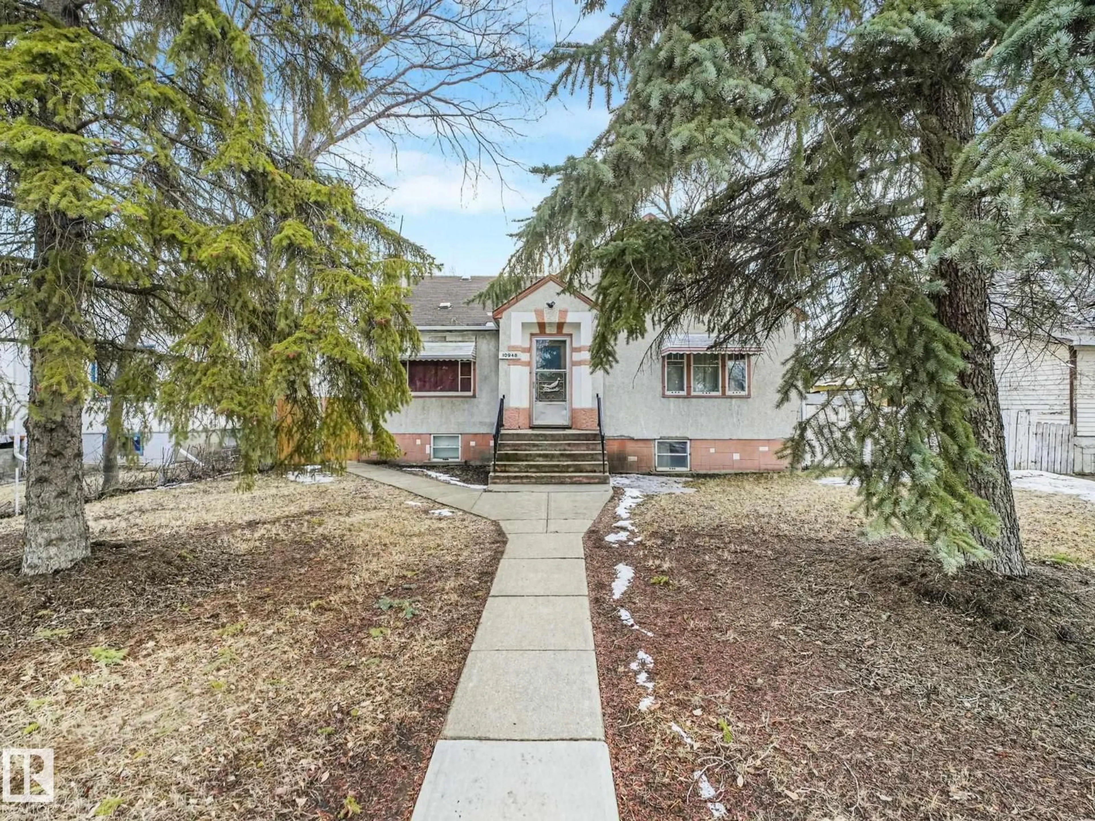 Unknown for NW - 10948 108 ST, Edmonton Alberta T5H3A7