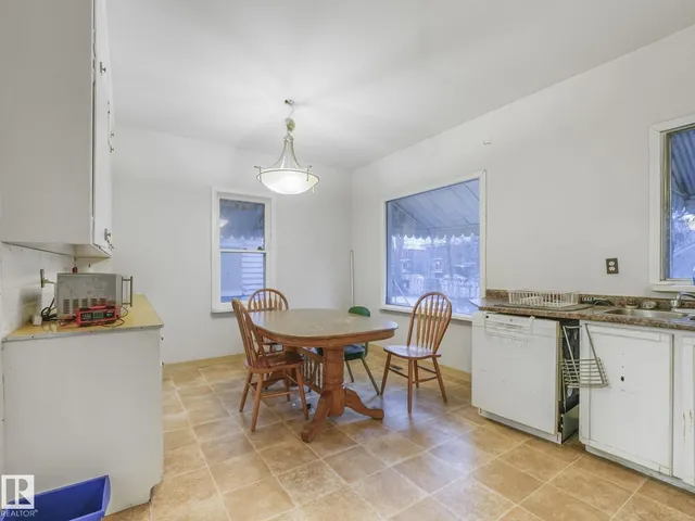 NW - 10958 108 ST, Edmonton 5