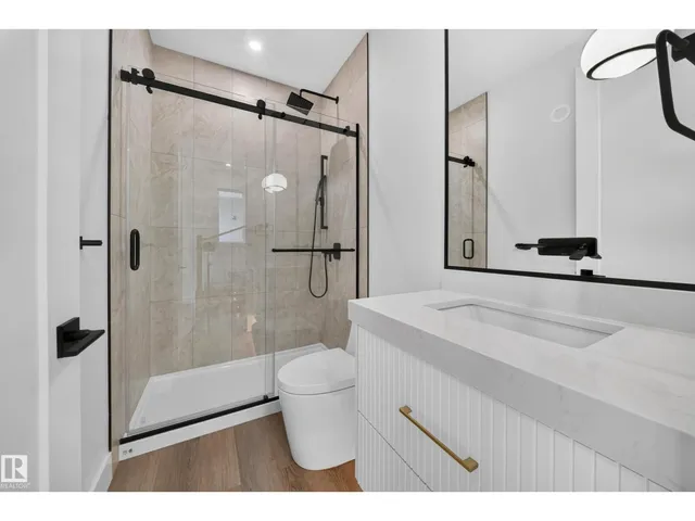14610 85 AV, Edmonton 5