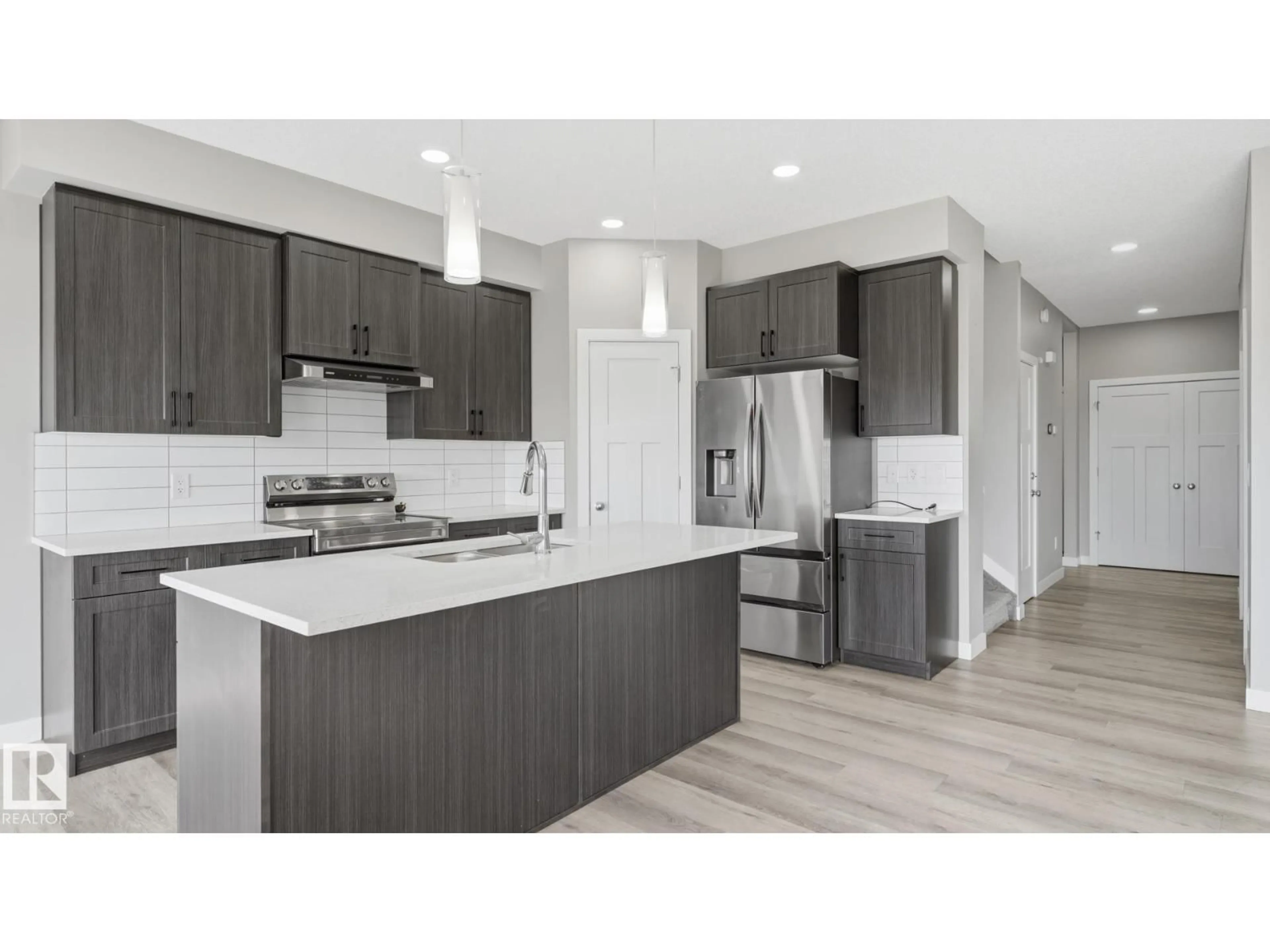 Open concept kitchen, unknown for 3004 9 ST, Edmonton Alberta T6T2V3
