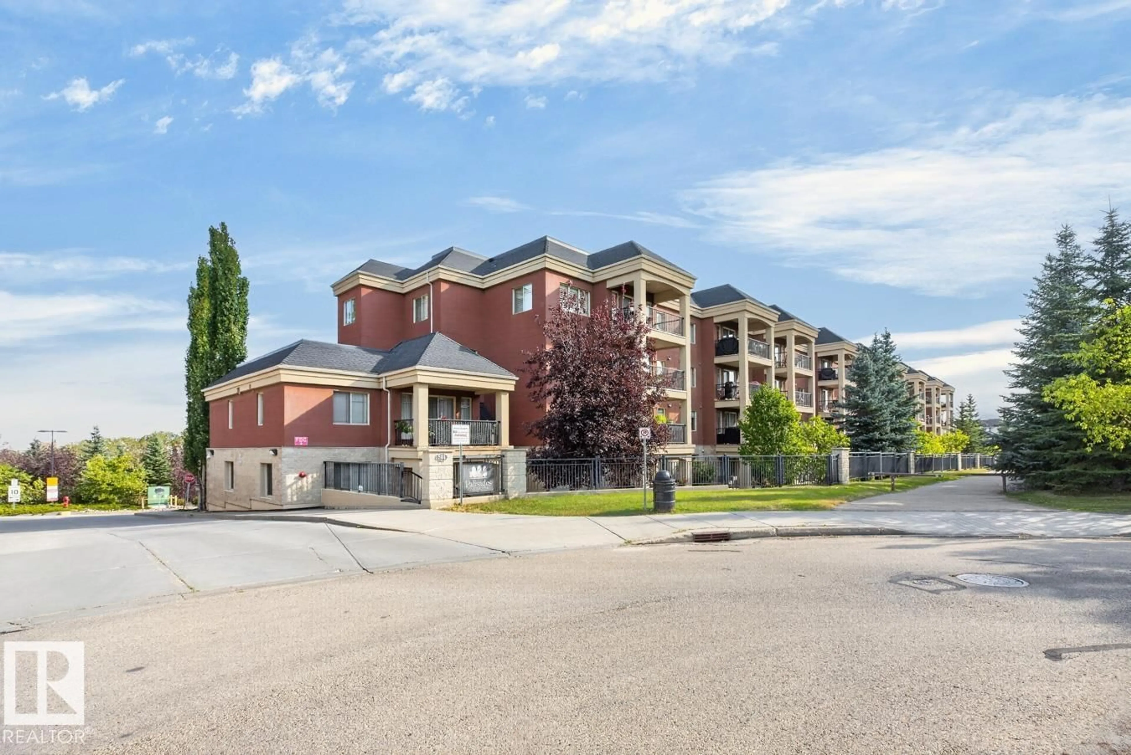 Unknown for 501 - 210 PALISADES WY, Sherwood Park Alberta T8H0H8