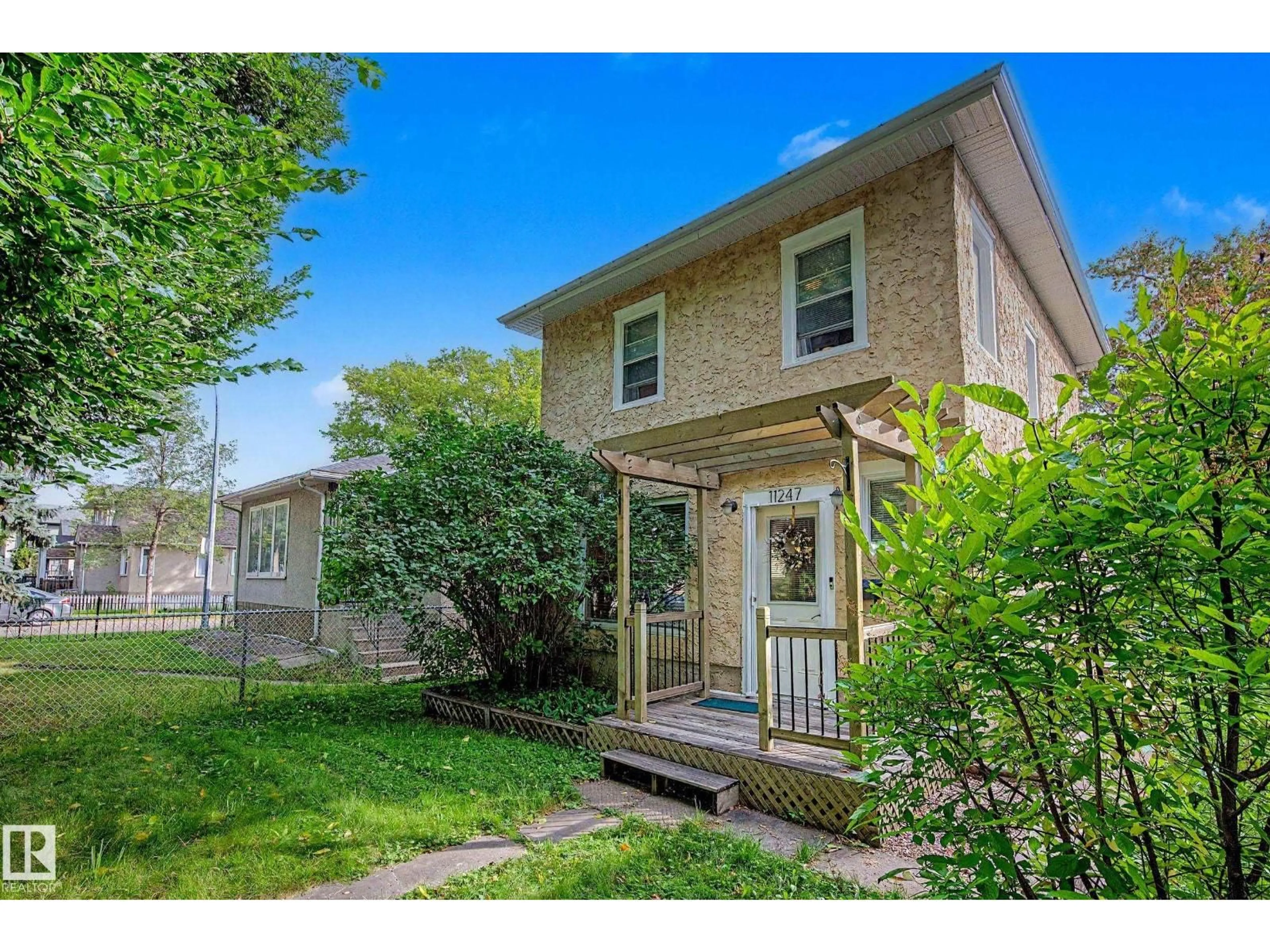 Unknown for 11247 88 ST, Edmonton Alberta T5B3P6