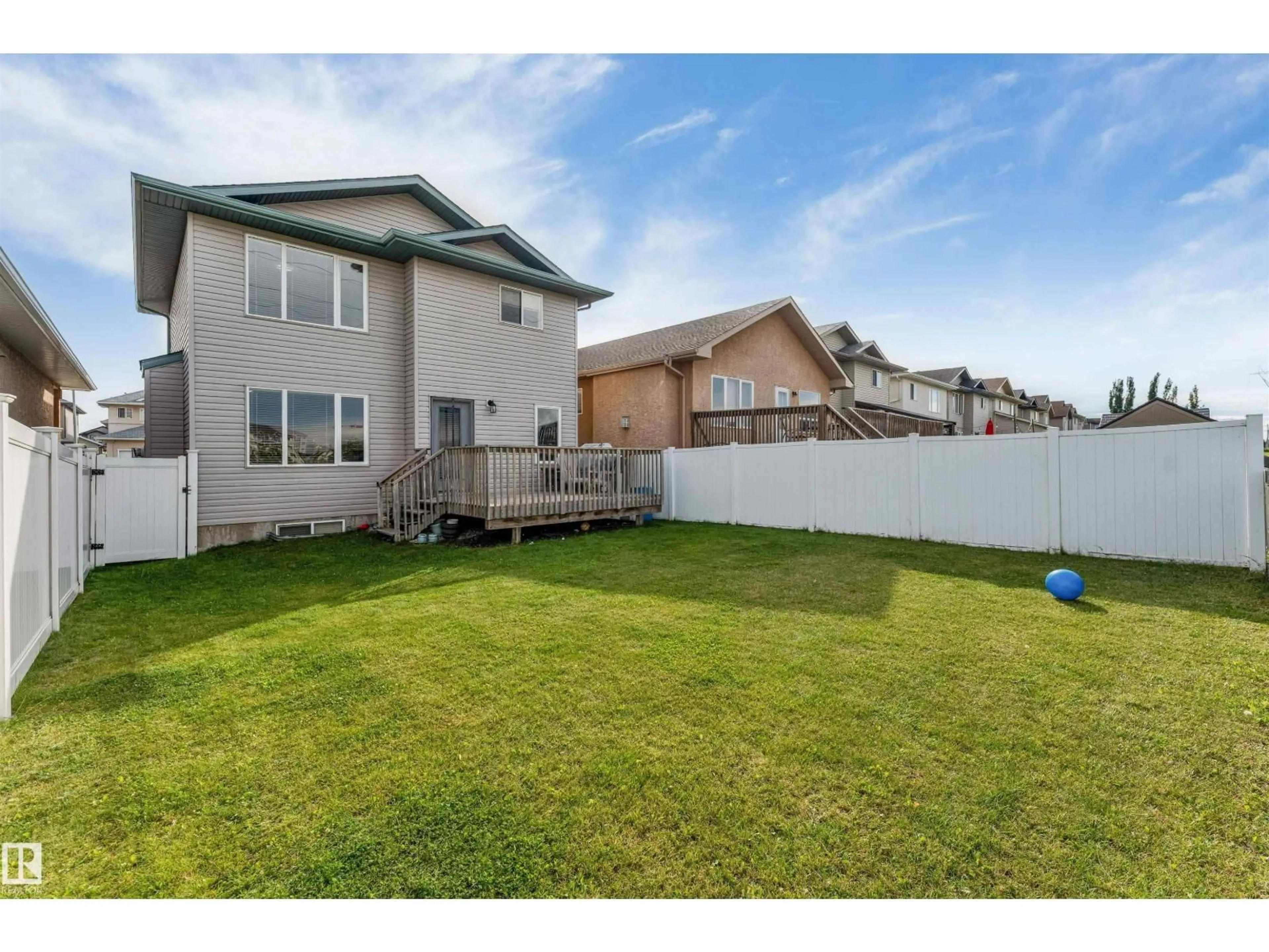 Unknown for 4510 164A AVE, Edmonton Alberta T5Y0C8