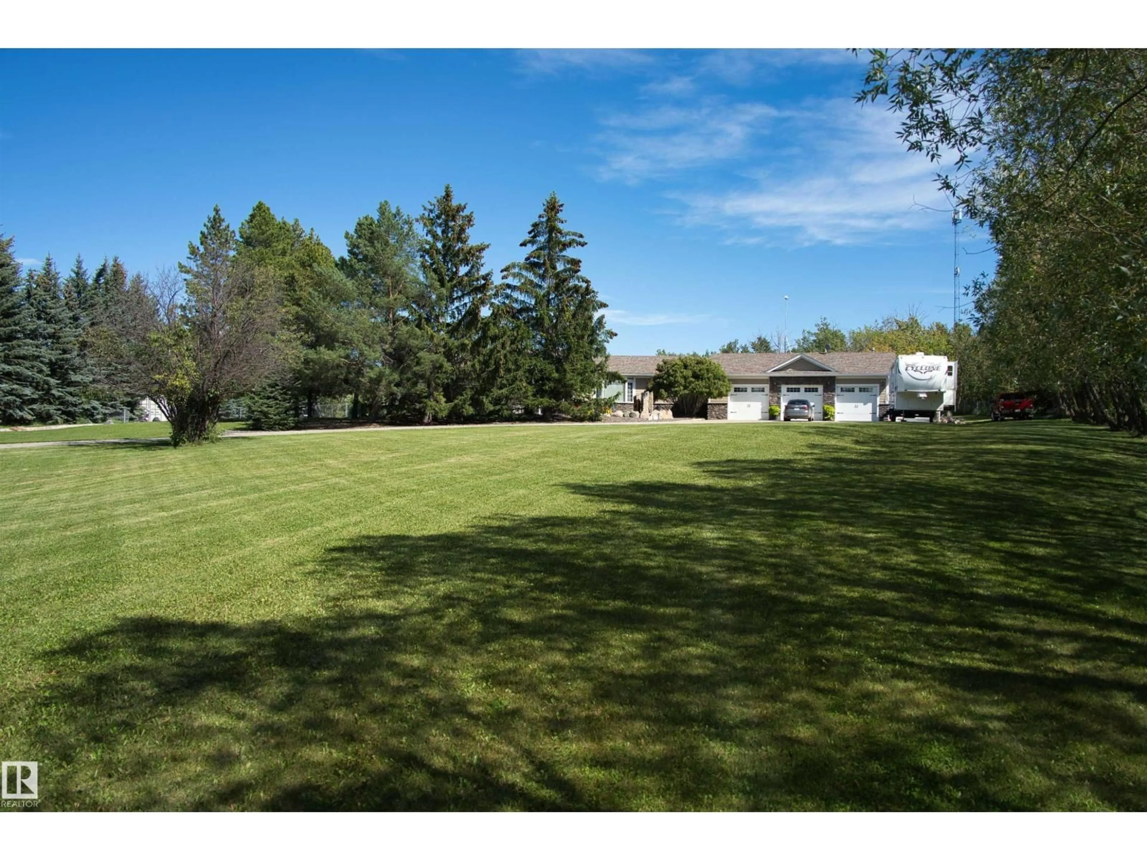 A pic from outside/outdoor area/front of a property/back of a property/a pic from drone, water/lake/river/ocean view for 39 RGE ROAD 274 RGE ROAD, Rural Parkland County Alberta T7X3T1