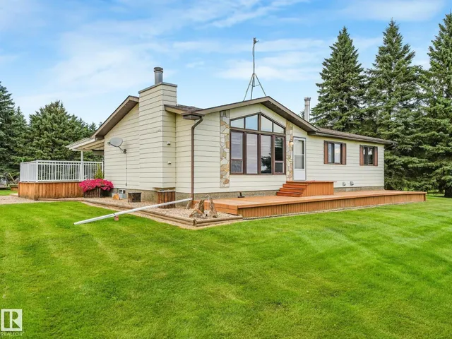 59402 RR 220, Rural Thorhild County 2