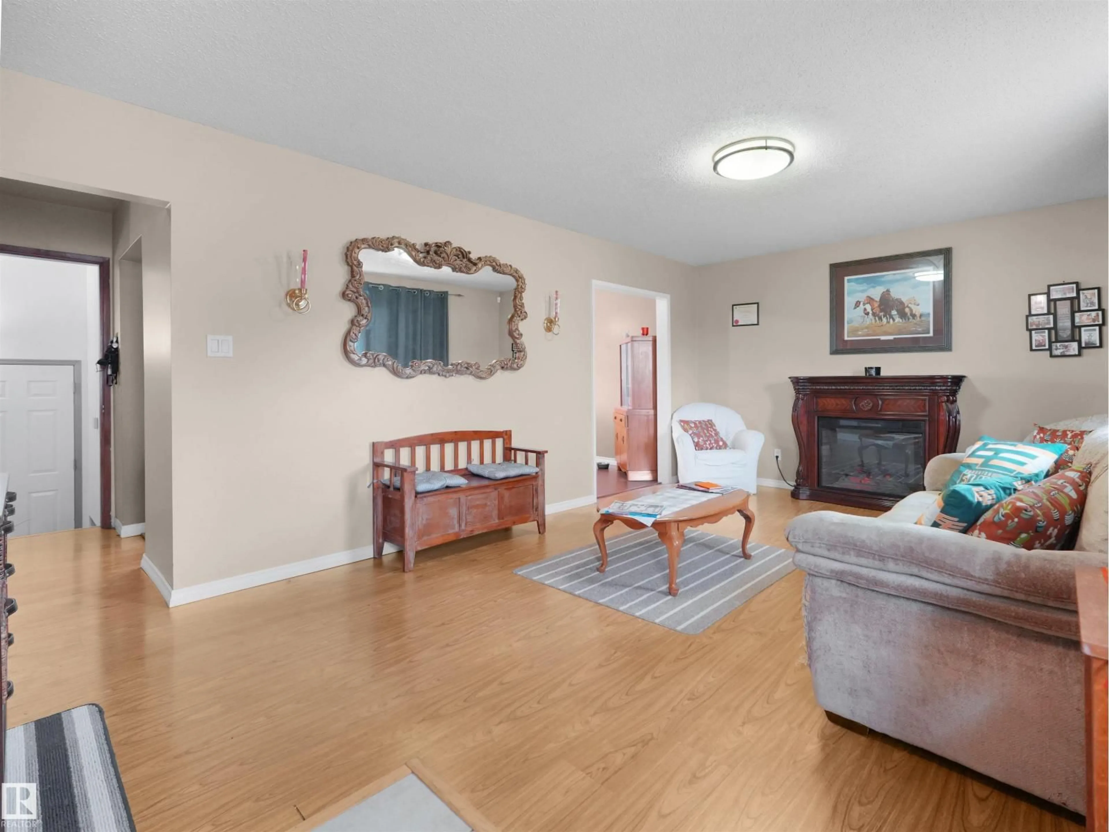 Living room with furniture, unknown for 13323 114 STREET NW, Edmonton Alberta T5E5E3