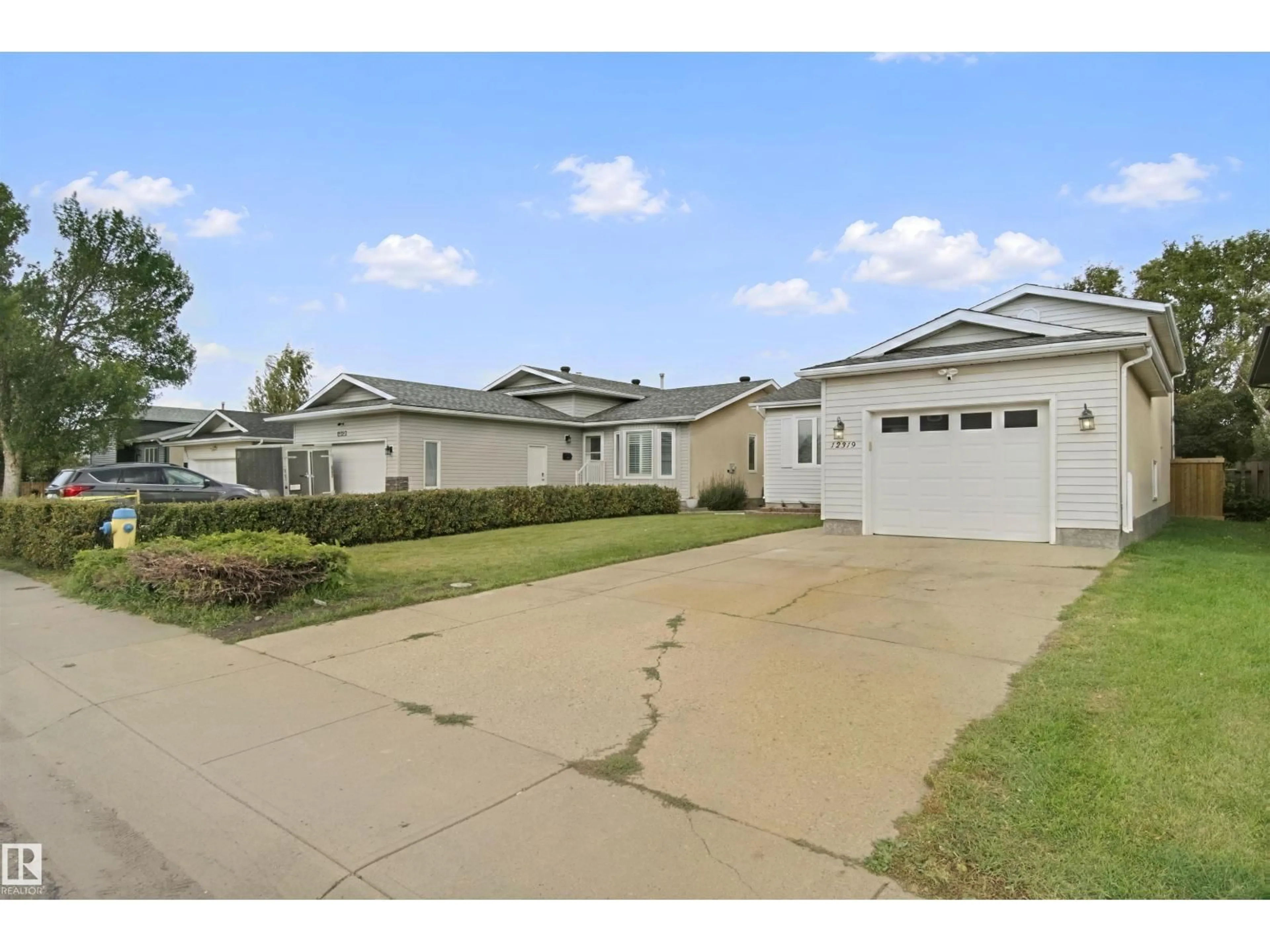 Unknown for NW - 12319 47 ST, Edmonton Alberta T5W5E5