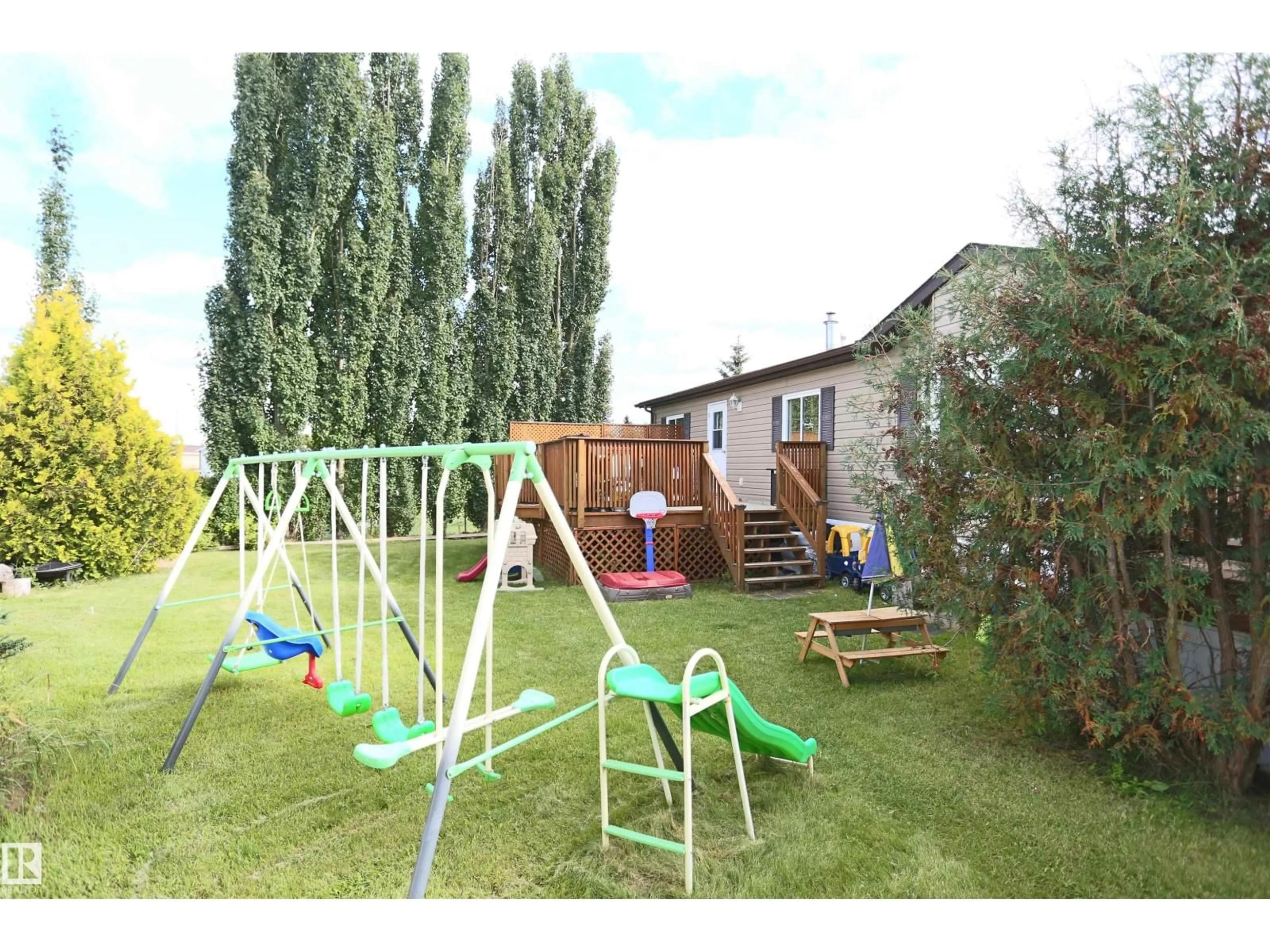 Patio, unknown for 53222 - 1430 RR 272, Rural Parkland County Alberta T7X4M4