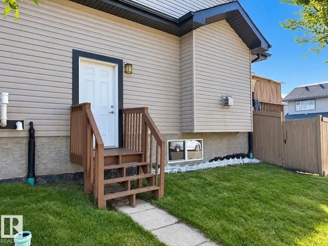 SW - 144 52 ST, Edmonton 4
