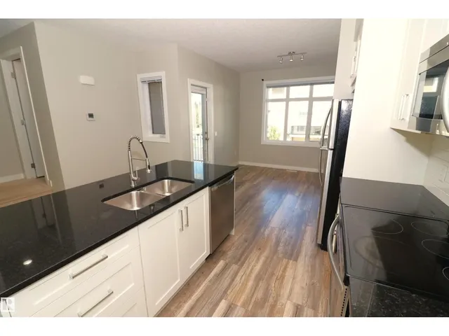 77 BELLEROSE DR, St. Albert 5